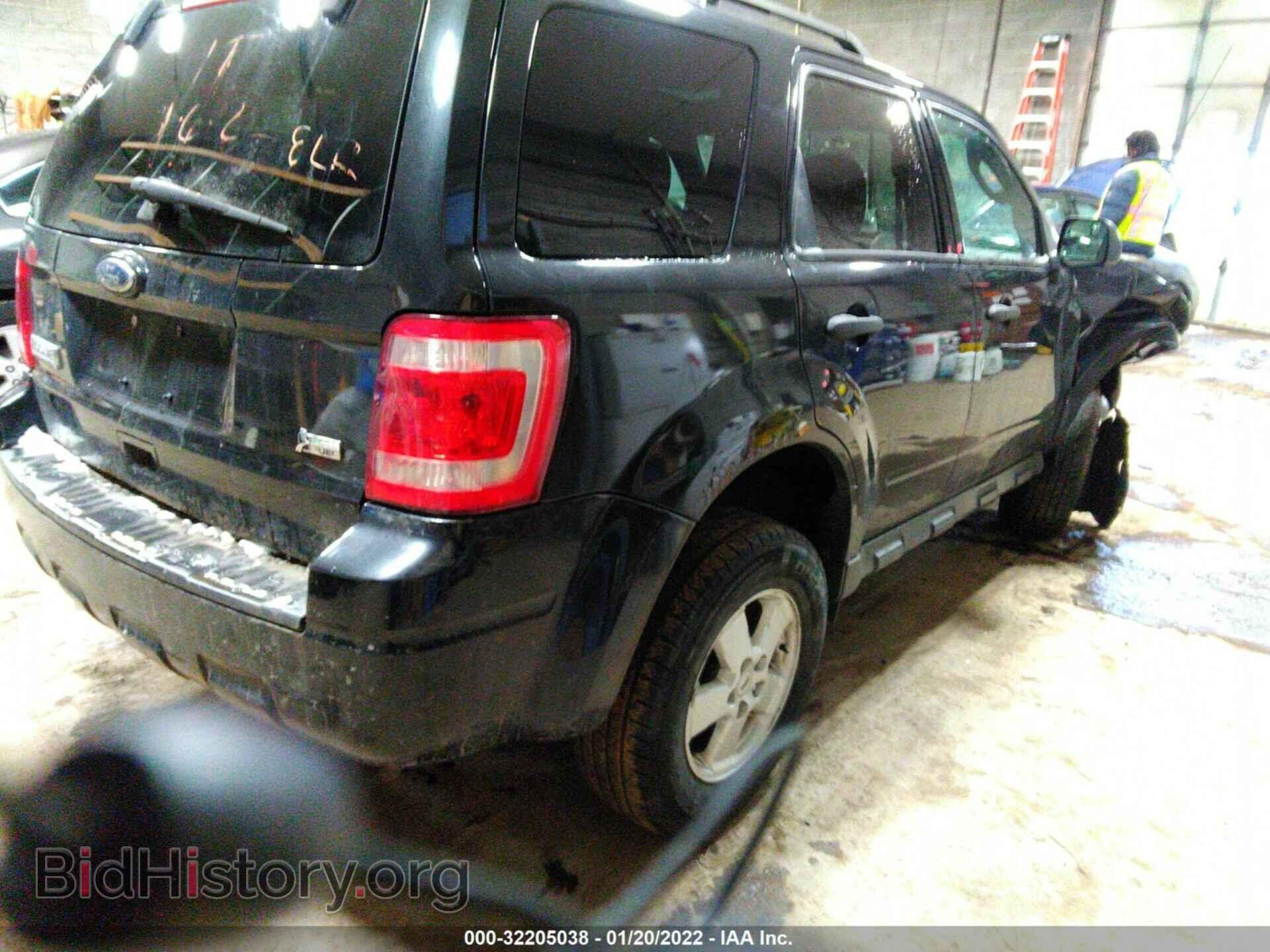 2011 FORD ESCAPE - VIN: 1FMCU9DG9BKB82992 - Фото 4