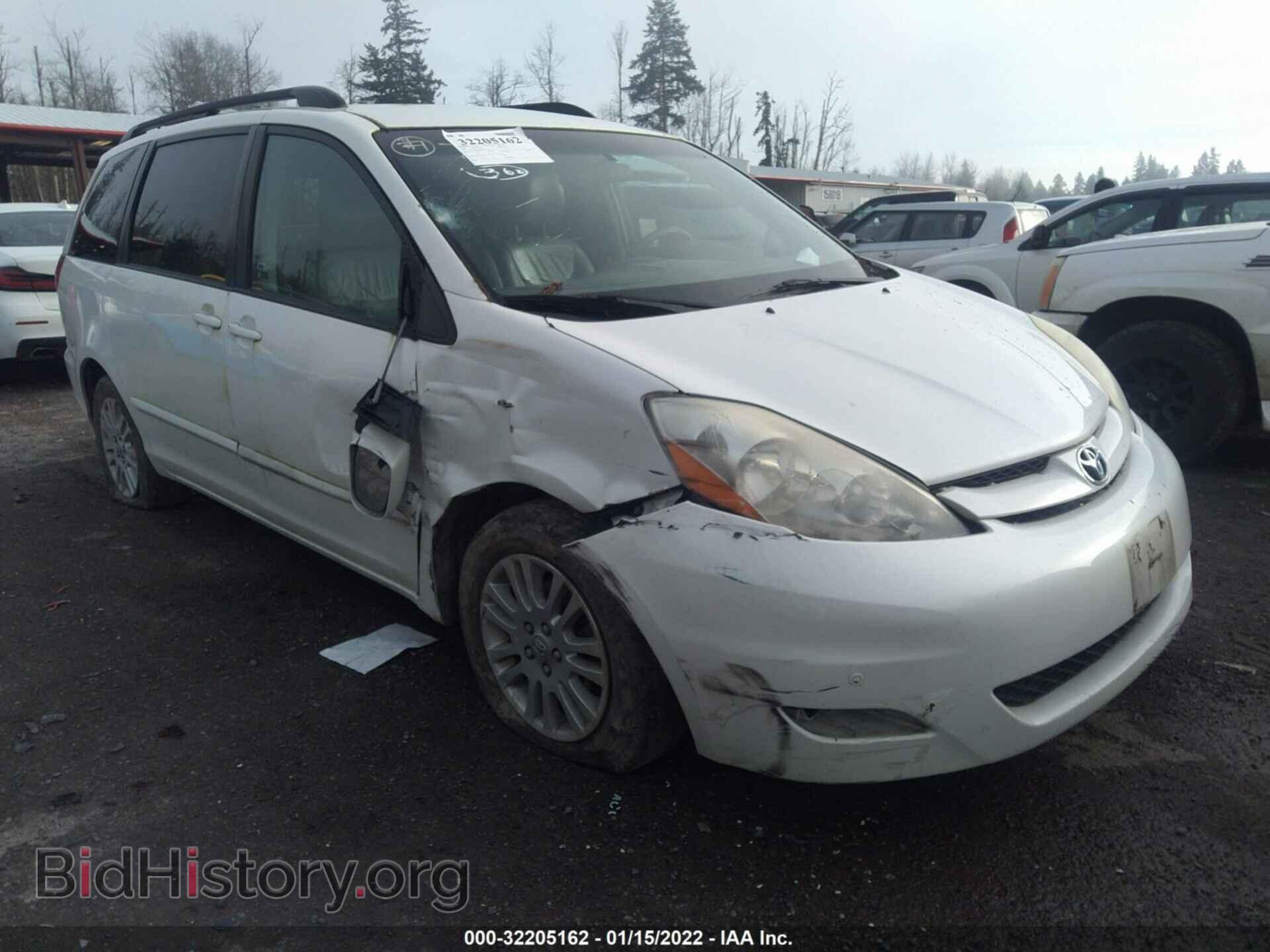Фотография 5TDYK4CC4AS290638 - TOYOTA SIENNA 2010