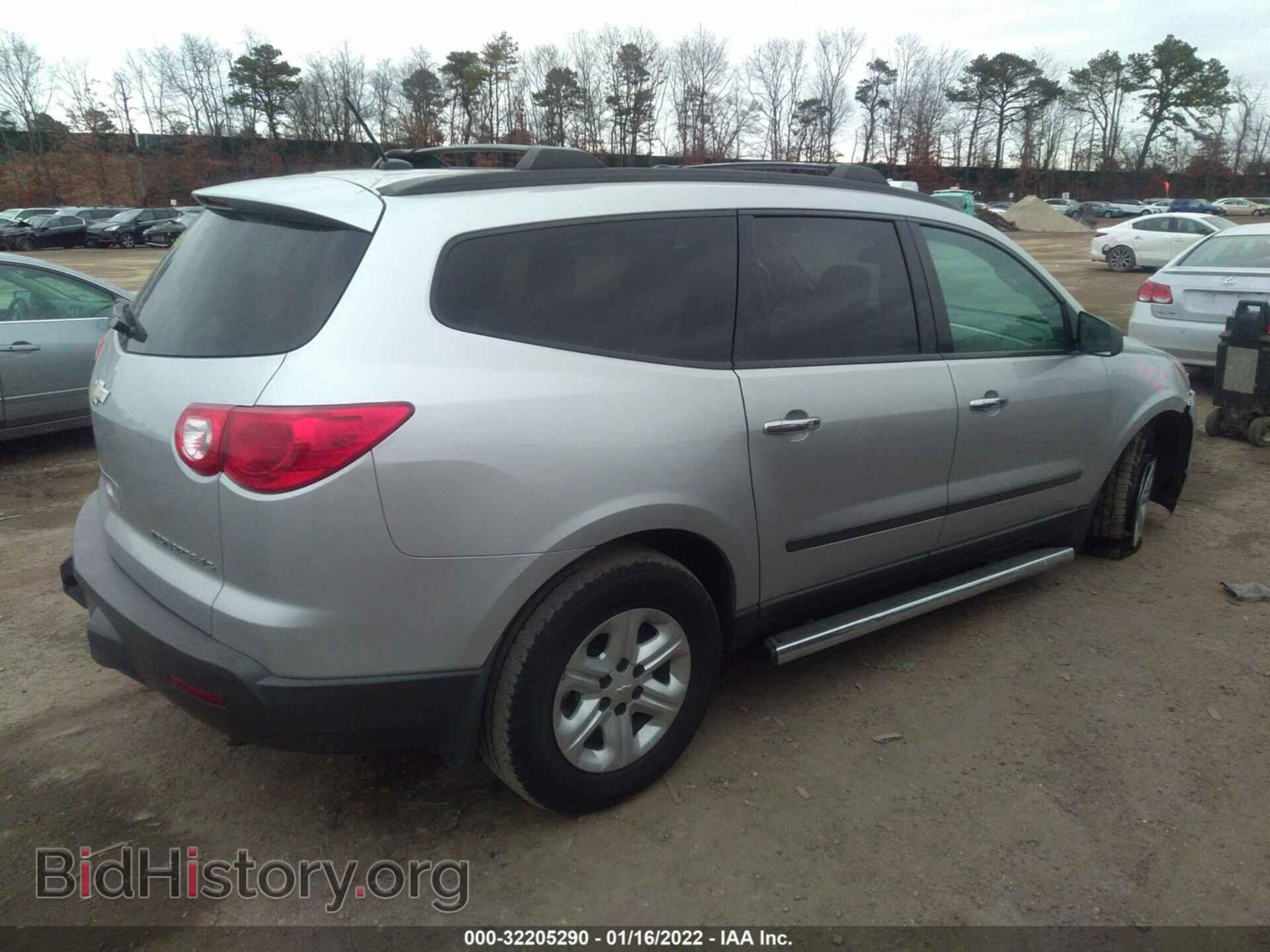 2012 CHEVROLET TRAVERSE - VIN: 1GNKRFED4CJ207316 - Фото 4