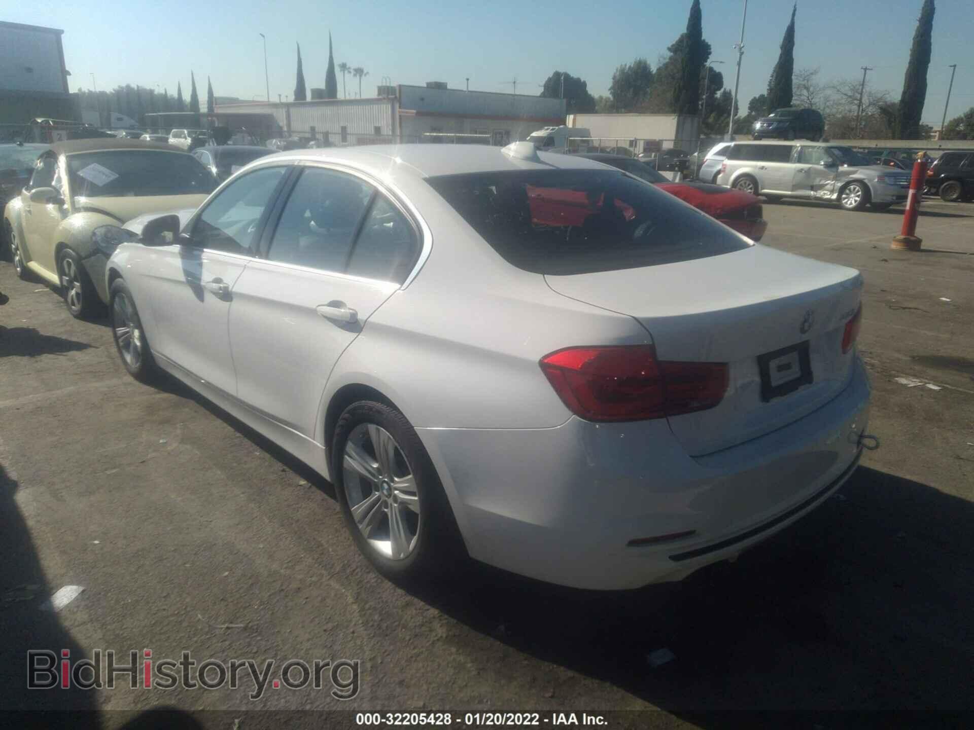 2018 BMW 3 SERIES - VIN: WBA8B9G52JNU57512 - Фото 3