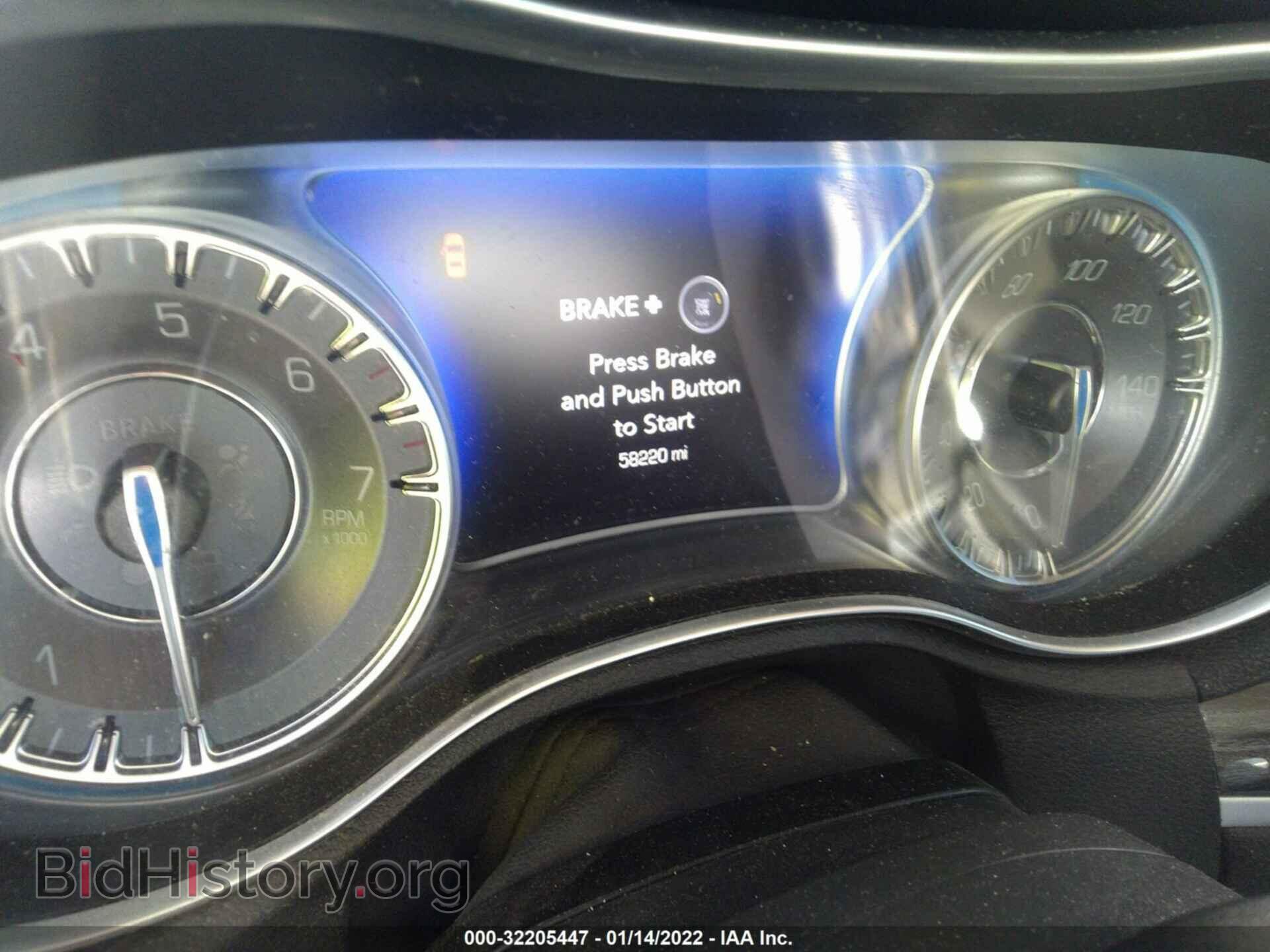 2019 CHRYSLER 300 - VIN: 2C3CCAAG7KH676065 - Фото 7
