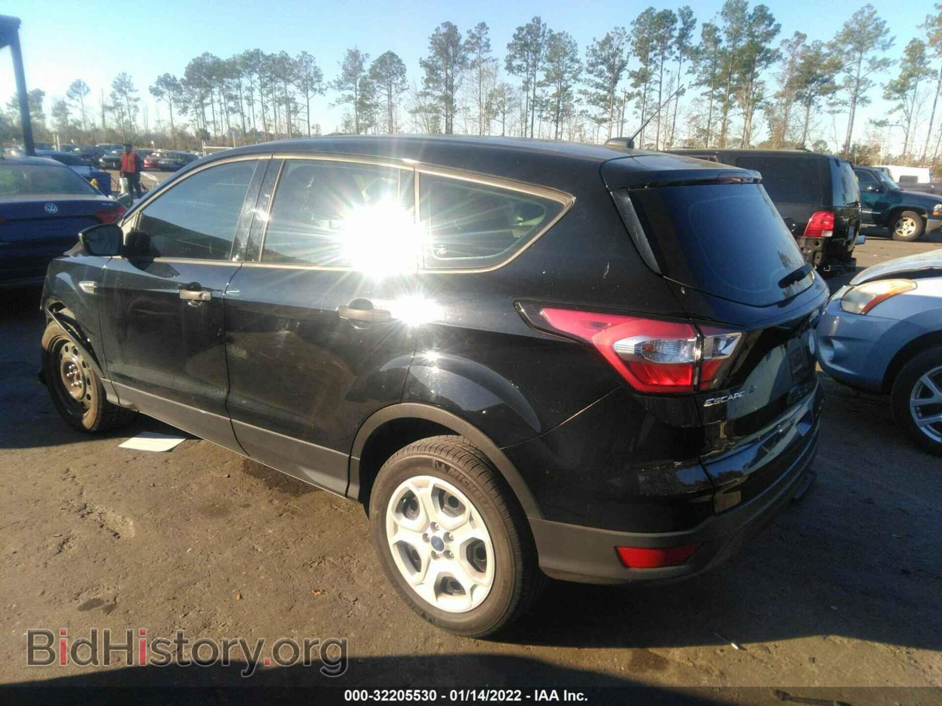2017 FORD ESCAPE - VIN: 1FMCU0F70HUD58642 - Фото 3