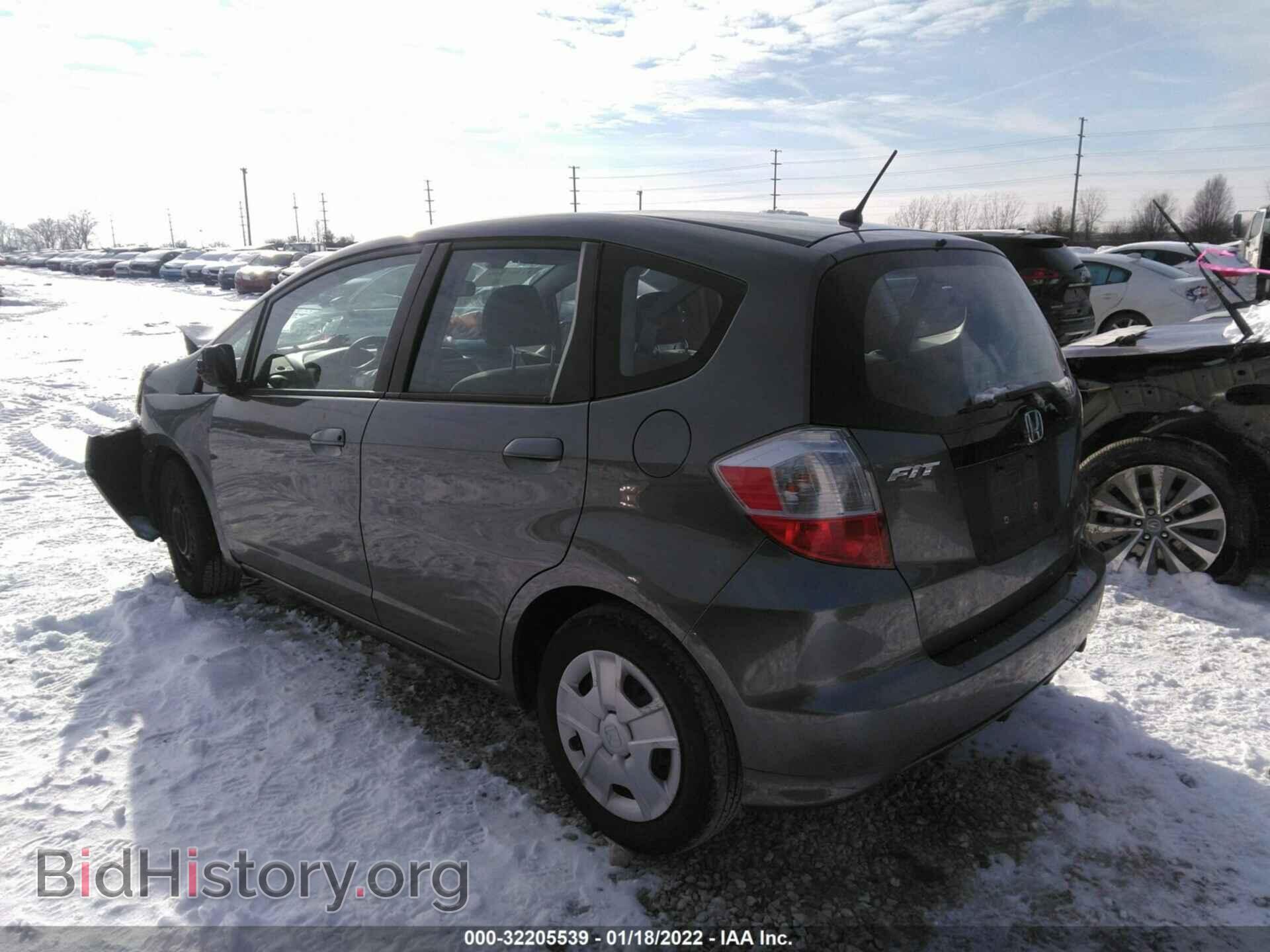 2013 HONDA FIT - VIN: JHMGE8H38DC067610 - Фото 3