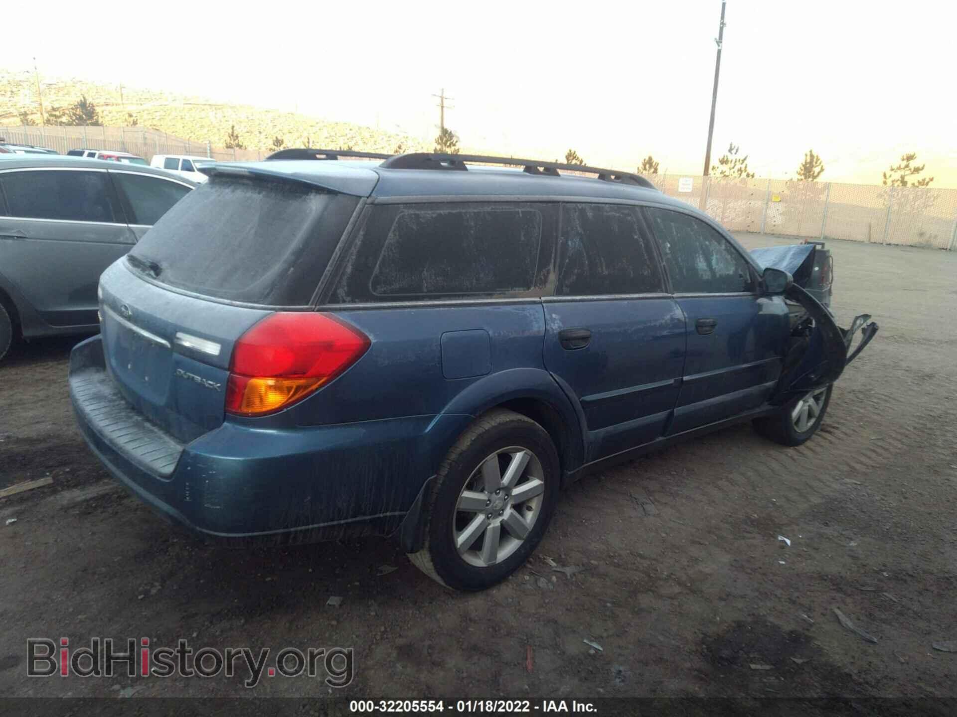 2007 SUBARU LEGACY WAGON - VIN: 4S4BP61C077336714 - Photo 4