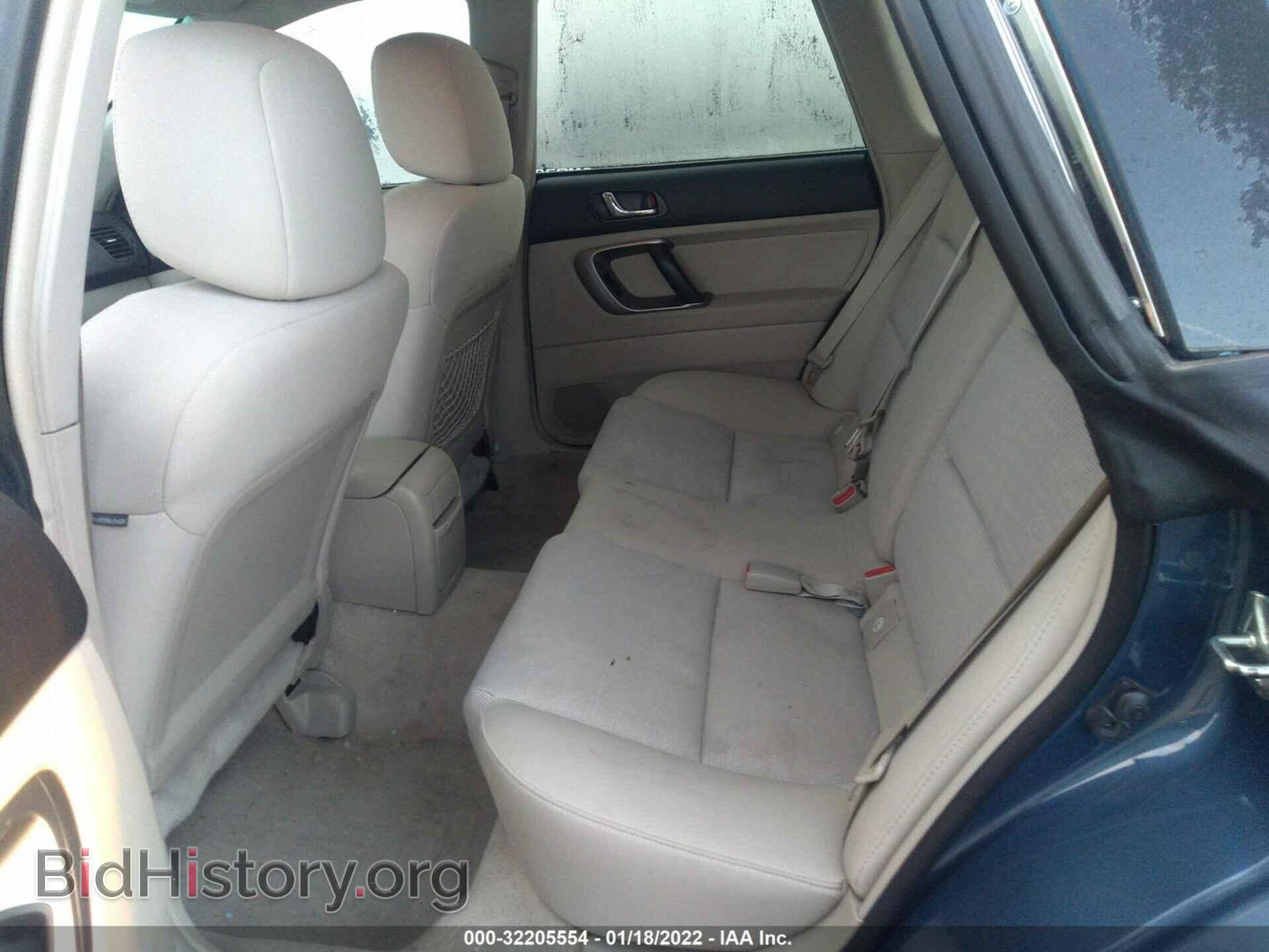 2007 SUBARU LEGACY WAGON - VIN: 4S4BP61C077336714 - Photo 8