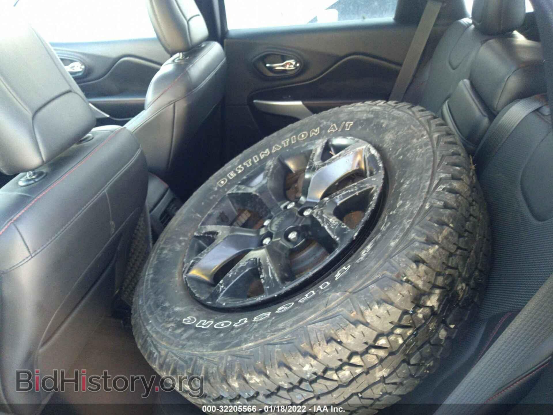 2017 JEEP CHEROKEE - VIN: 1C4PJMBS8HW639351 - Photo 8