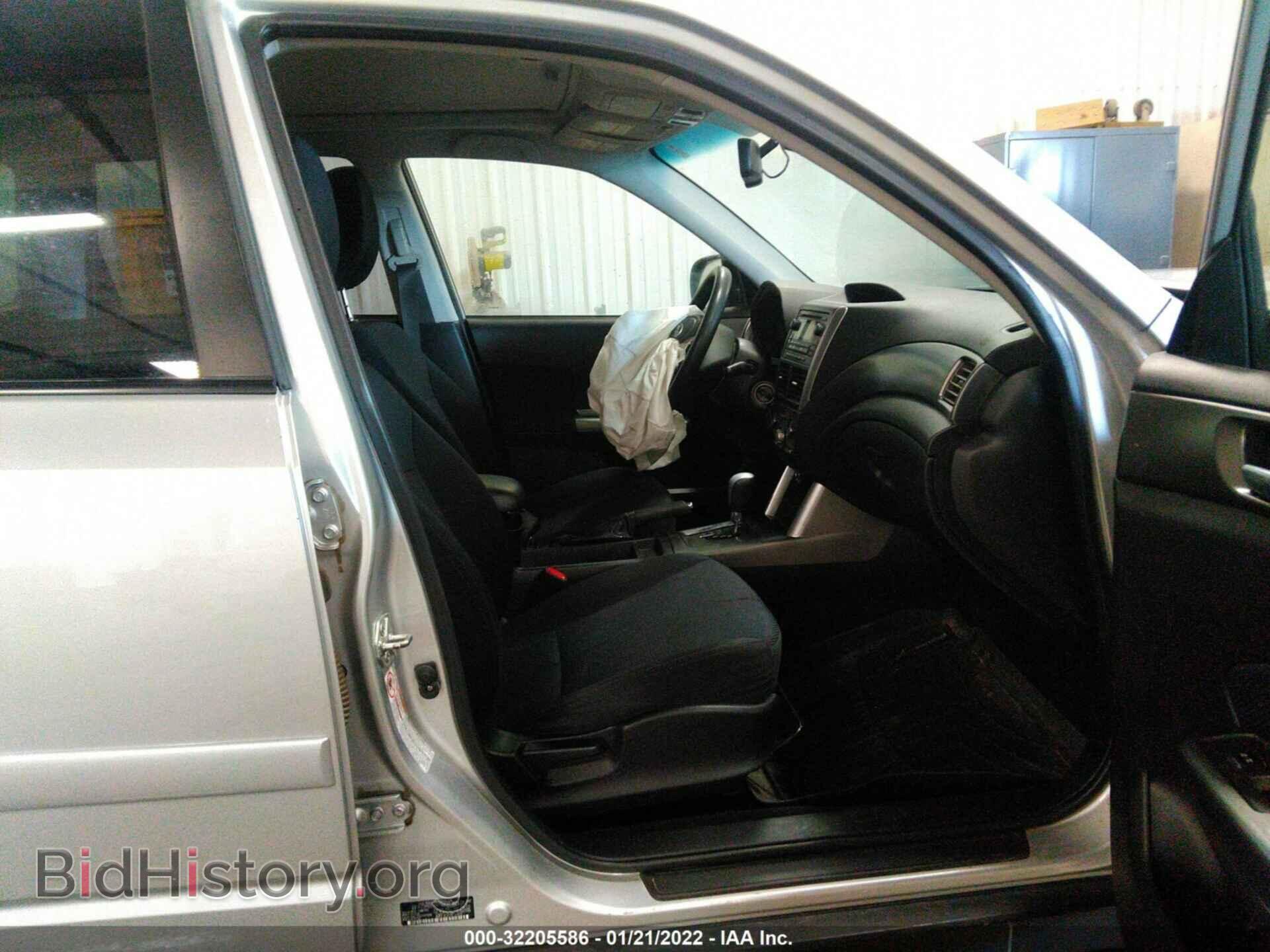 2011 SUBARU FORESTER - VIN: JF2SHBDC7BH755637 - Фото 5