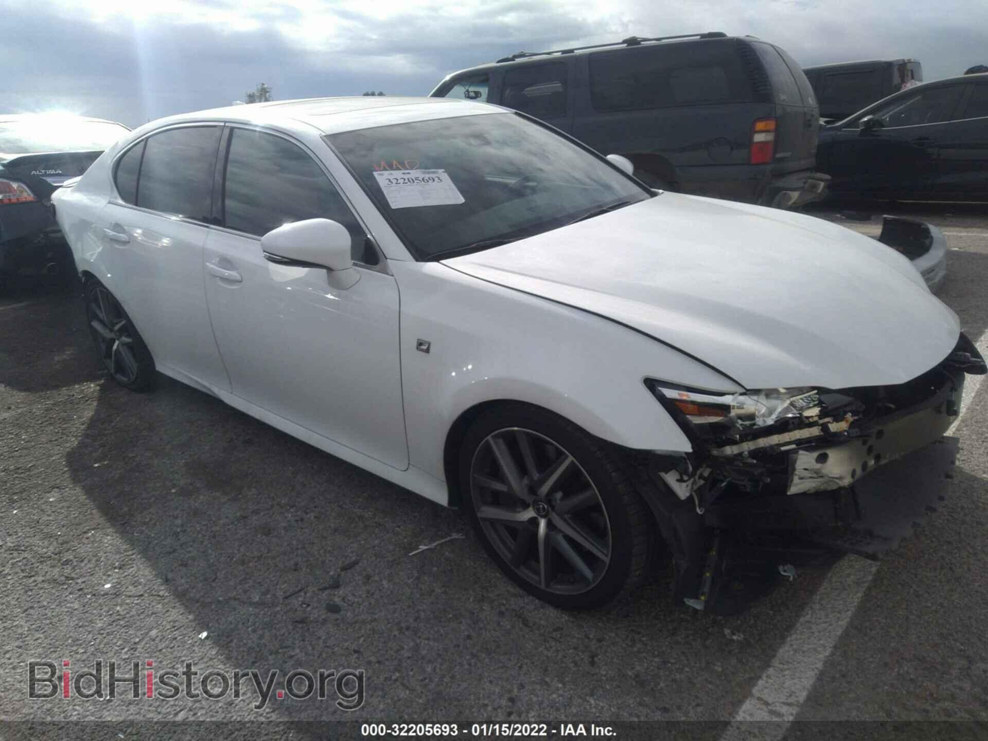 Photo JTHBZ1BL0JA016561 - LEXUS GS 2018