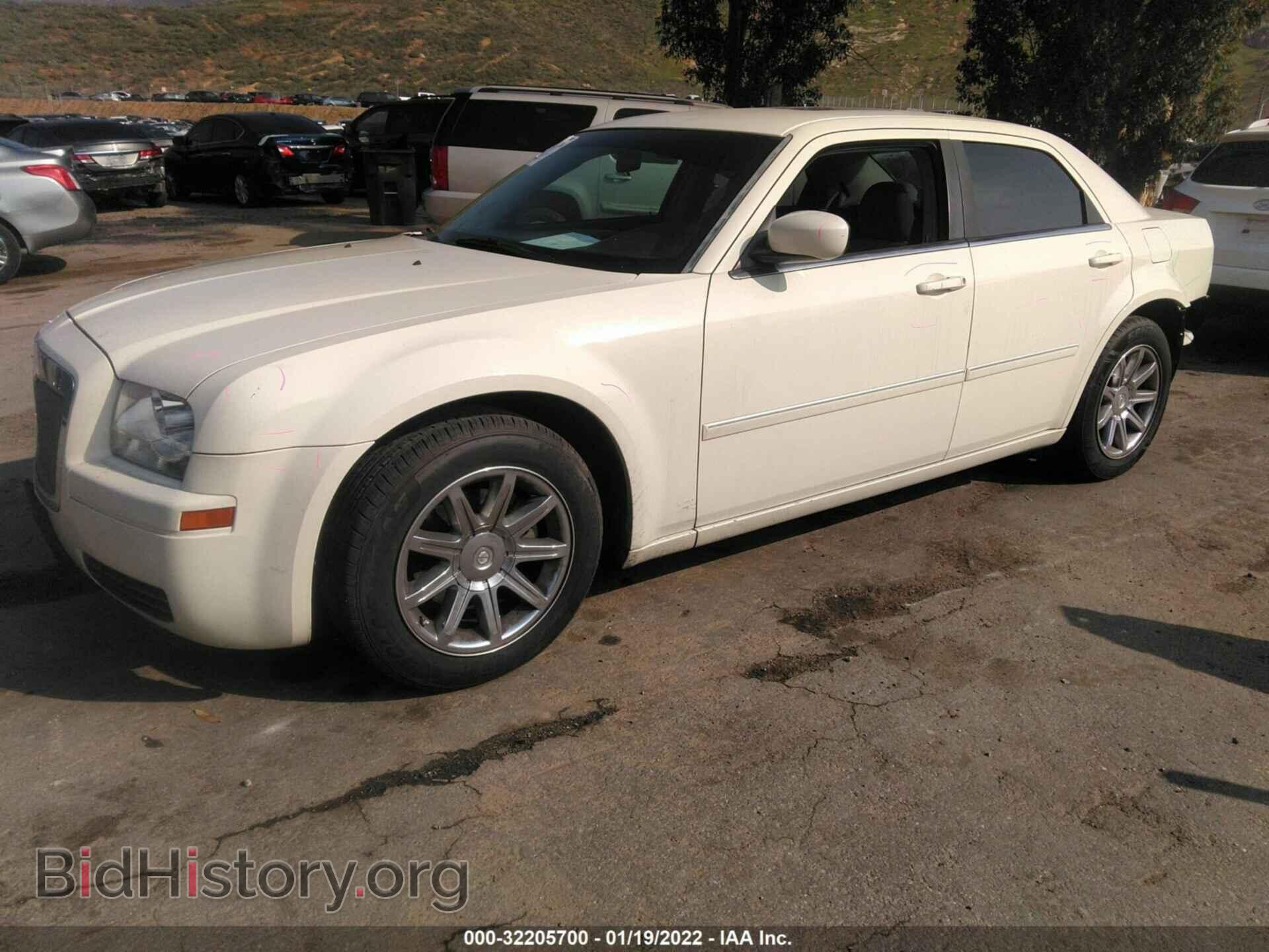 2007 CHRYSLER 300 - VIN: 2C3LA43R87H862341 - Фото 2