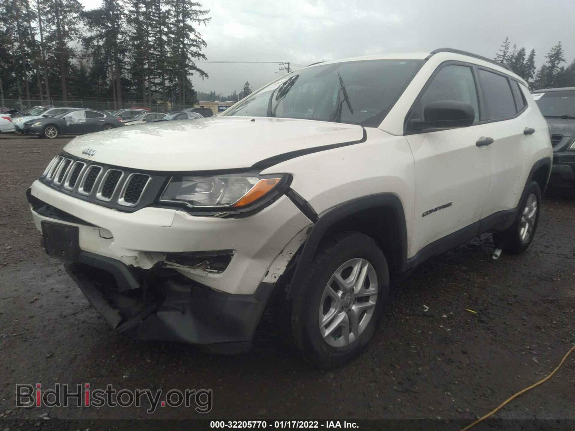 2018 JEEP COMPASS - VIN: 3C4NJDAB5JT145971 - Фото 2