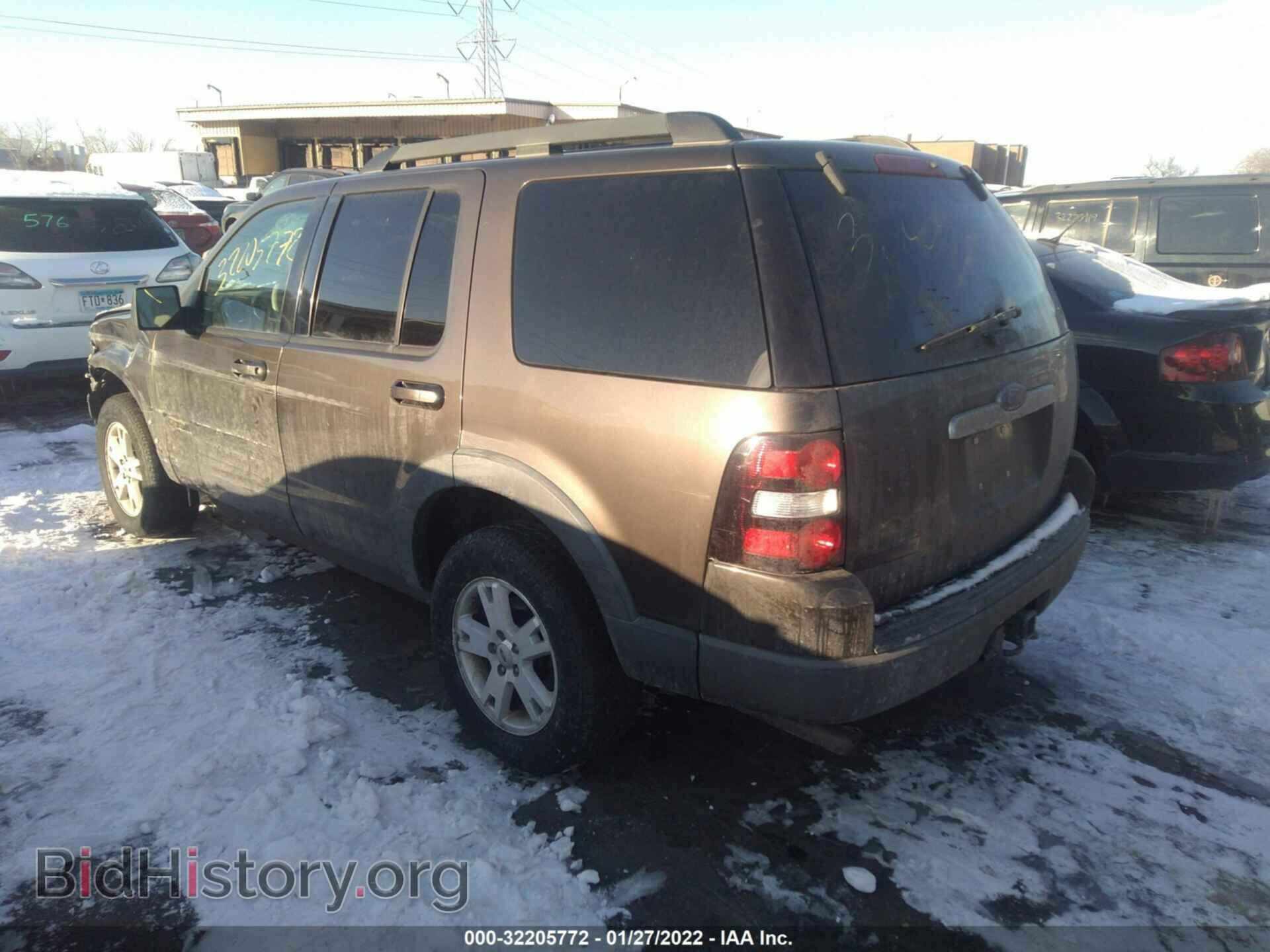 2007 FORD EXPLORER - VIN: 1FMEU73897UB85278 - Фото 2
