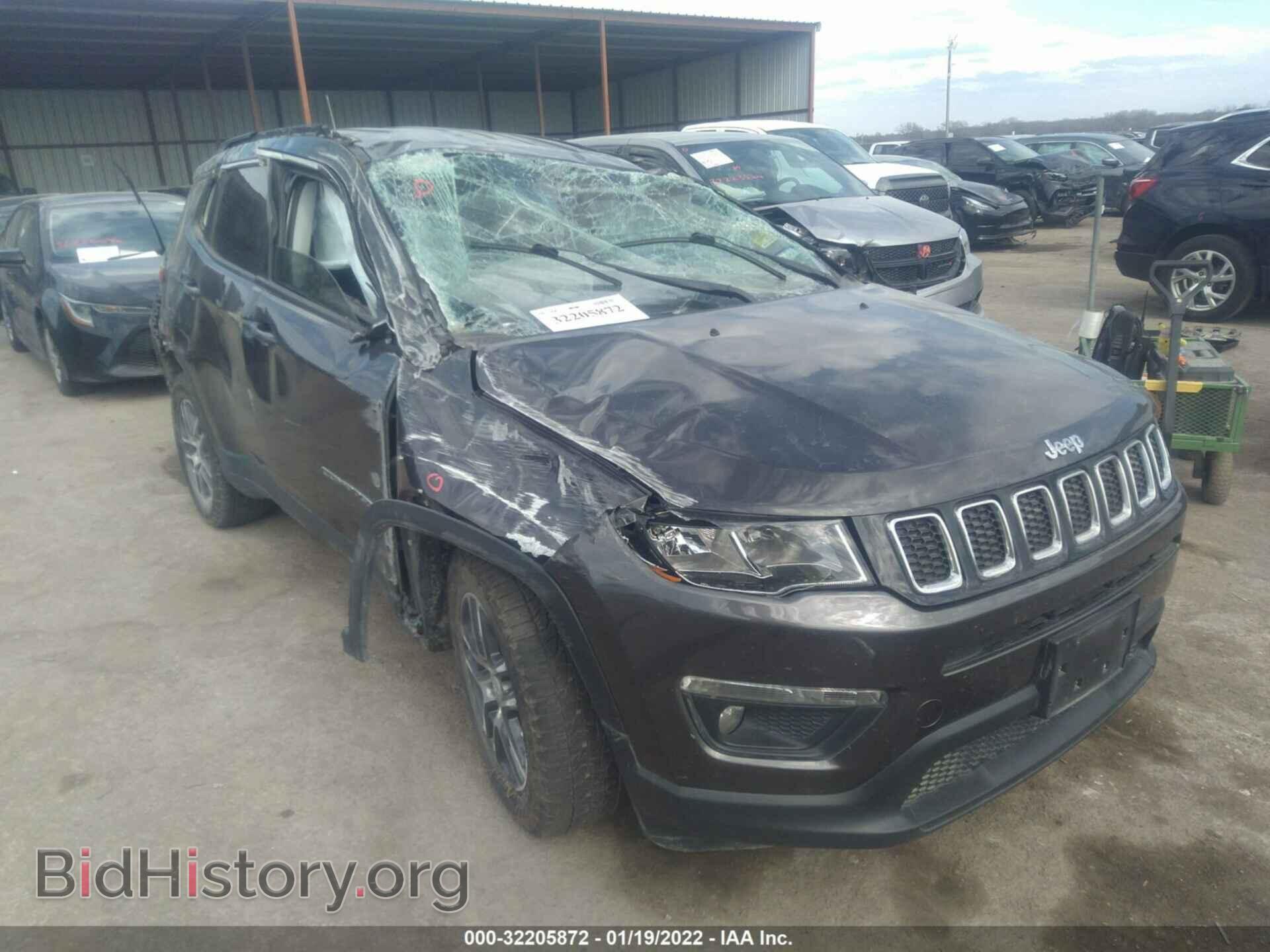 Фотография 3C4NJCBB2JT155964 - JEEP COMPASS 2018