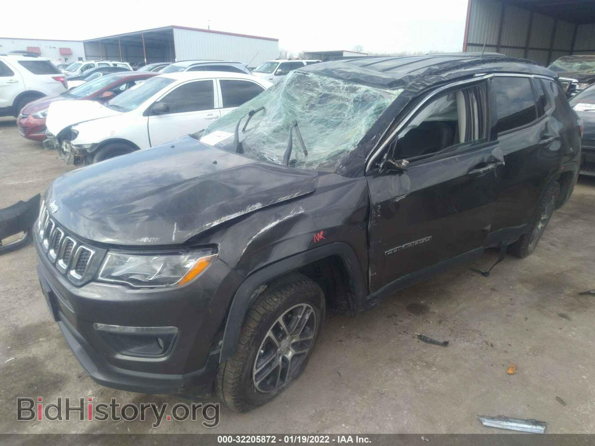 2018 JEEP COMPASS - VIN: 3C4NJCBB2JT155964 - Фото 2