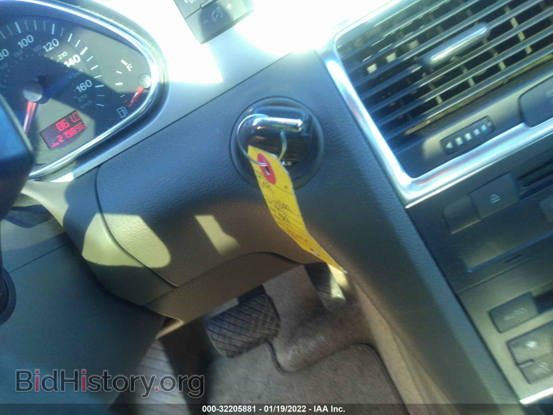 2007 AUDI Q7 - VIN: WA1AY74L37D033064 - Photo 11