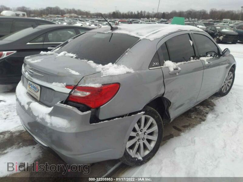 2013 Chrysler 200 (VIN 1C3CCBBB0DN514250) — фото 4 из 11