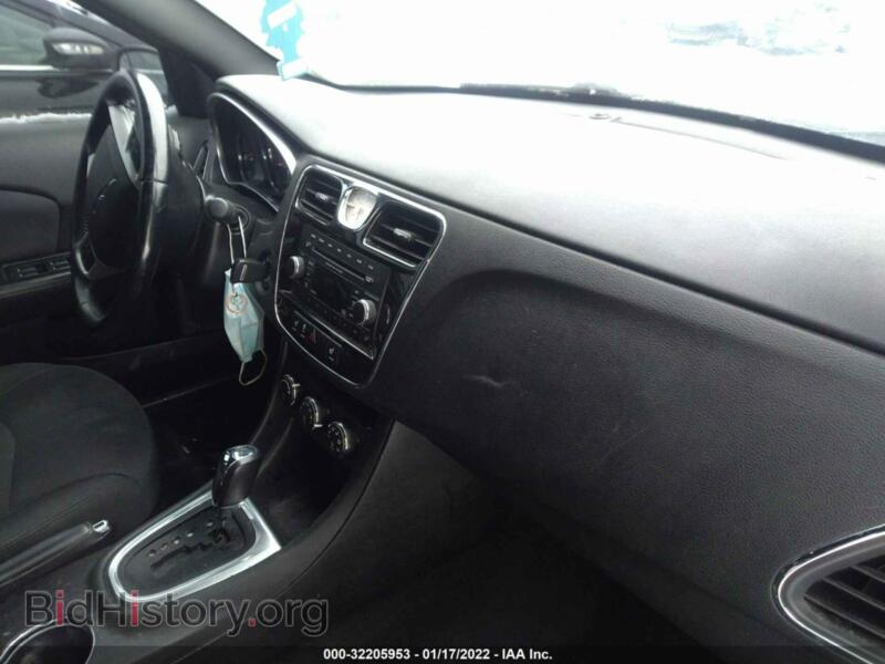 2013 Chrysler 200 (VIN 1C3CCBBB0DN514250) — фото 5 из 11