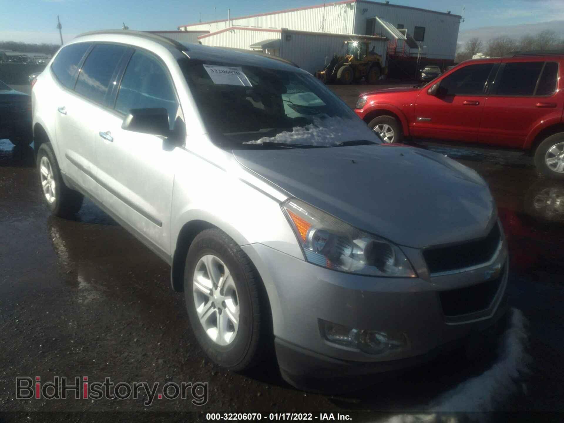 Photo 1GNKREED3BJ129796 - CHEVROLET TRAVERSE 2011