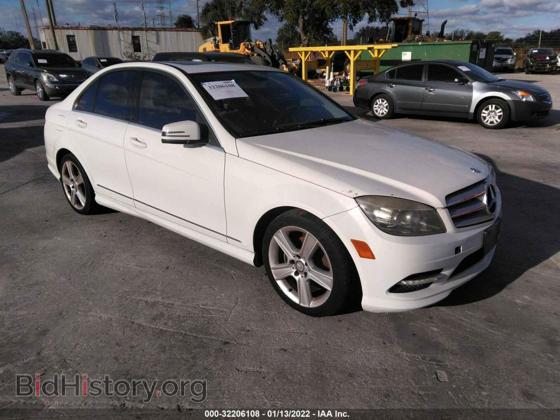 Photo WDDGF5EB3BR149544 - MERCEDES-BENZ C-CLASS 2011