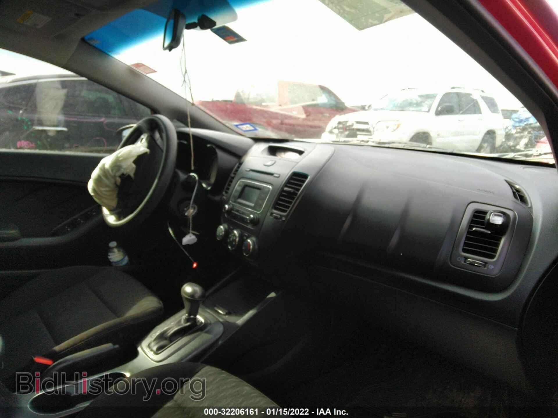 2016 KIA FORTE - VIN: KNAFK4A62G5585978 - Фото 5
