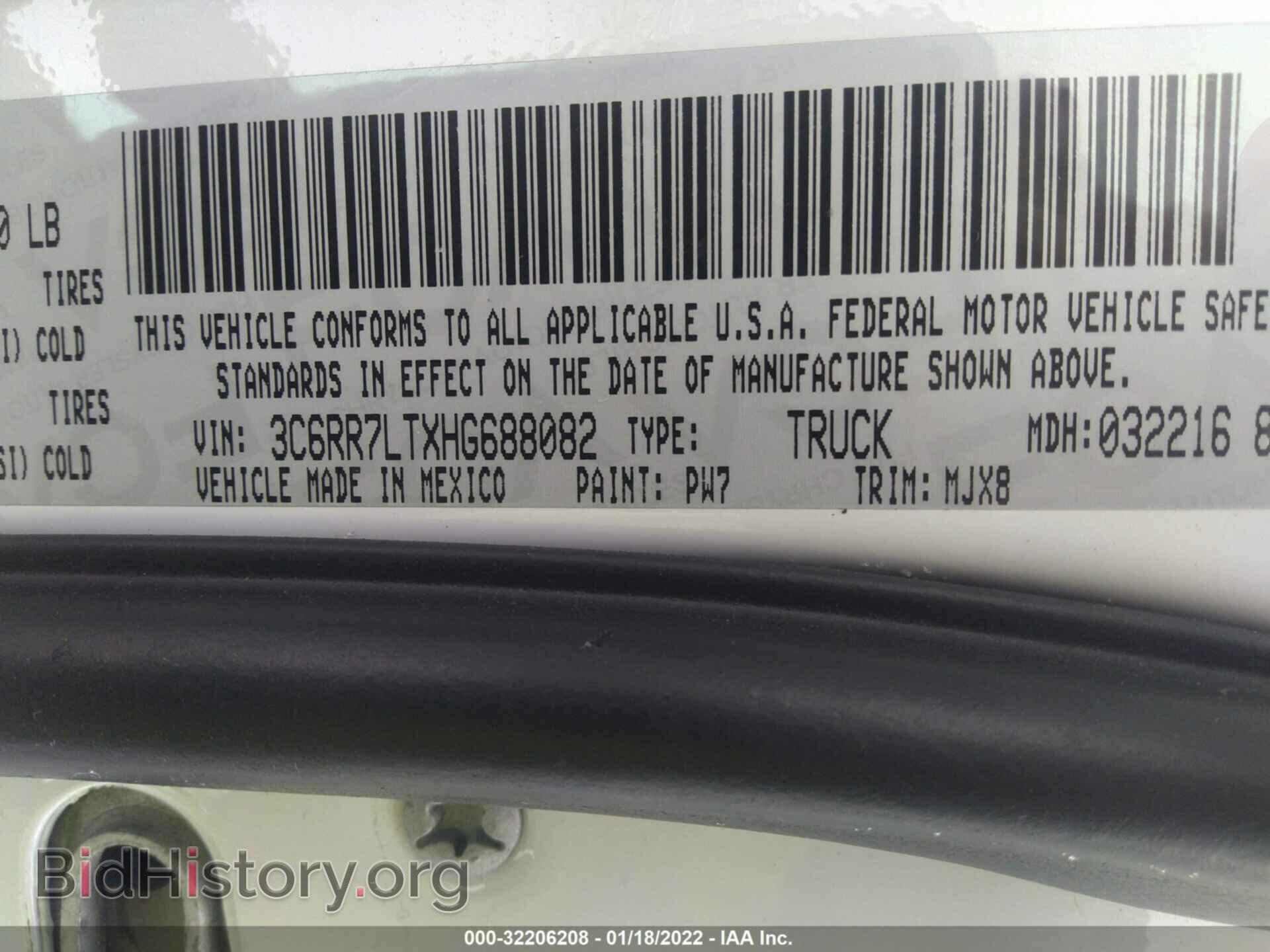 2017 RAM 1500 - VIN: 3C6RR7LTXHG688082 - Фото 9