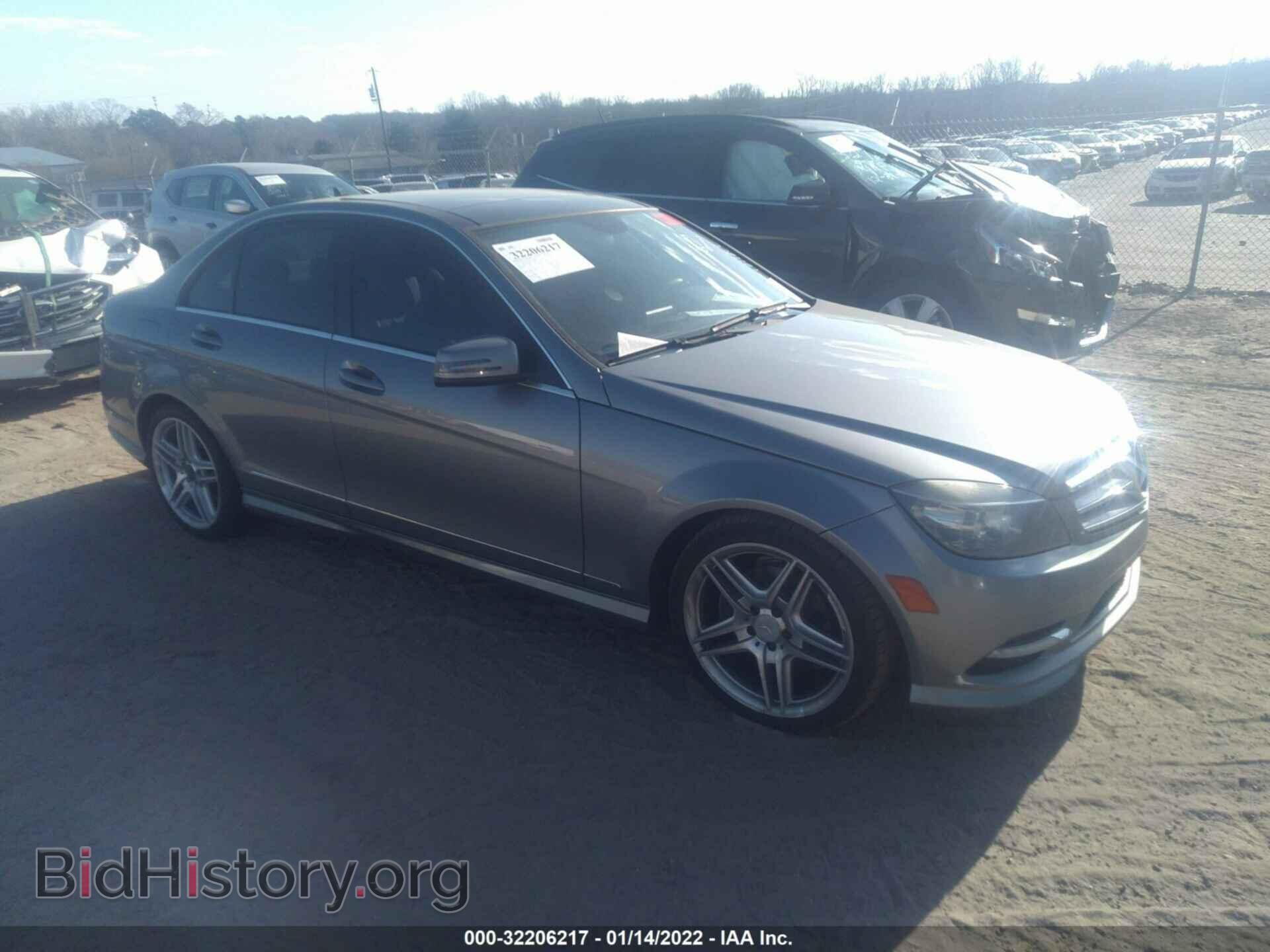 Photo WDDGF5EB4BF633823 - MERCEDES-BENZ C-CLASS 2011