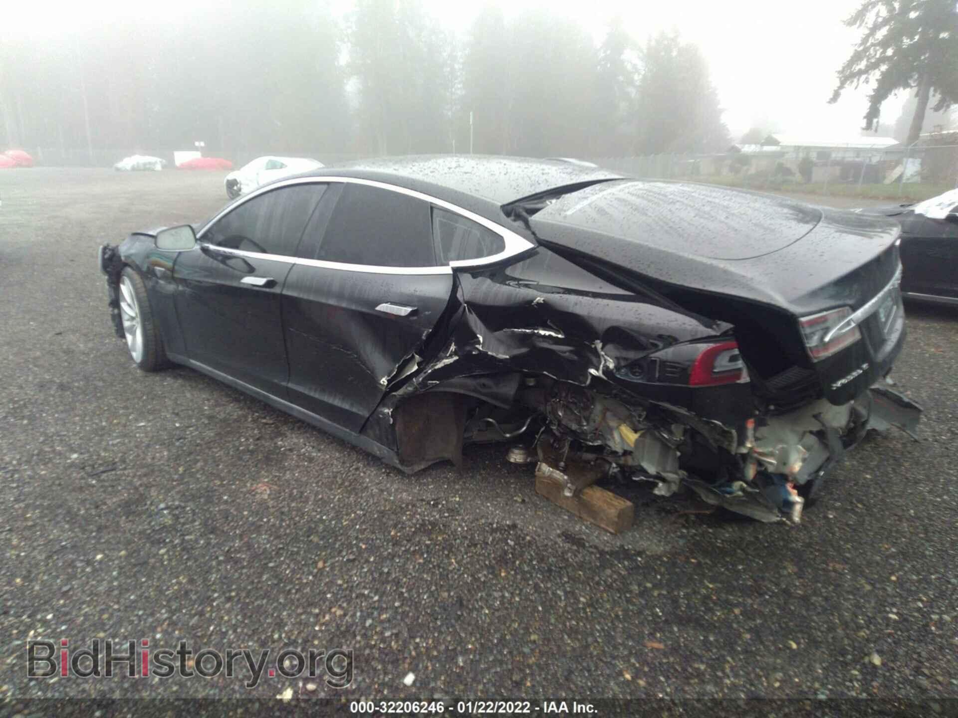 2014 TESLA MODEL S - VIN: 5YJSA1H13EFP64555 - Фото 3