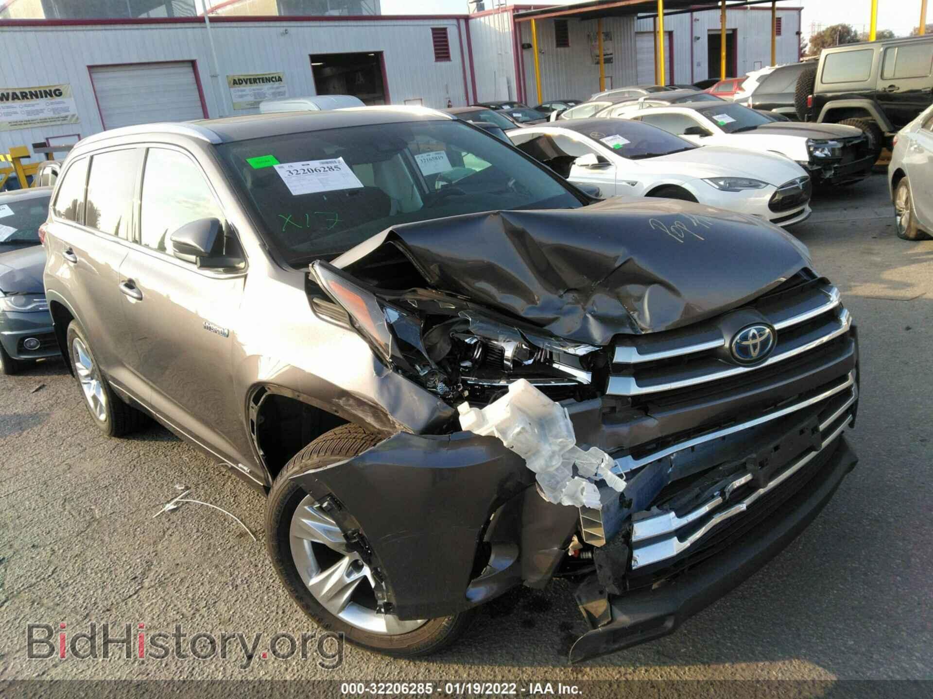 Фотография 5TDDGRFH5KS066932 - TOYOTA HIGHLANDER 2019