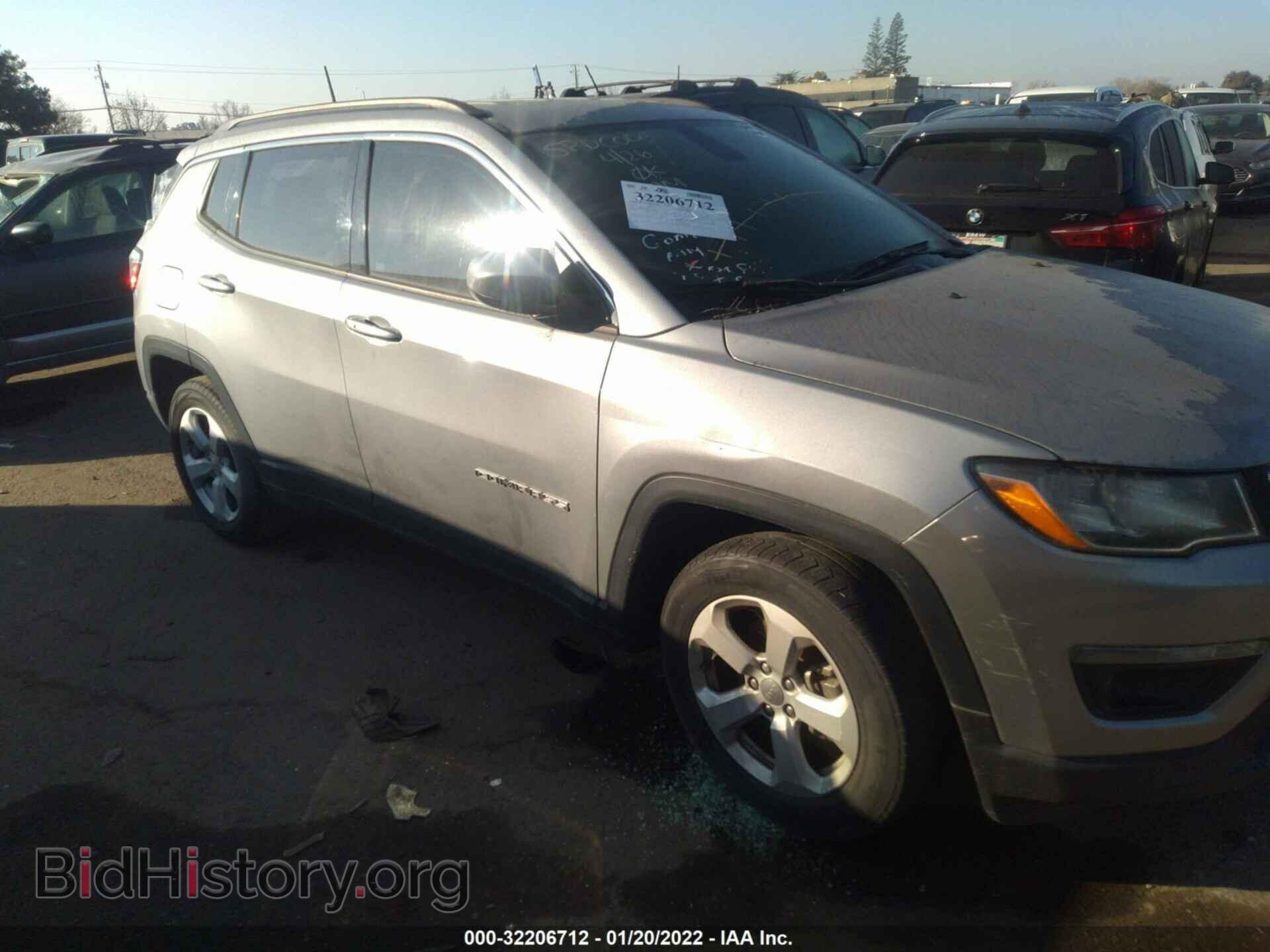 Фотография 3C4NJCBB2JT495308 - JEEP COMPASS 2018