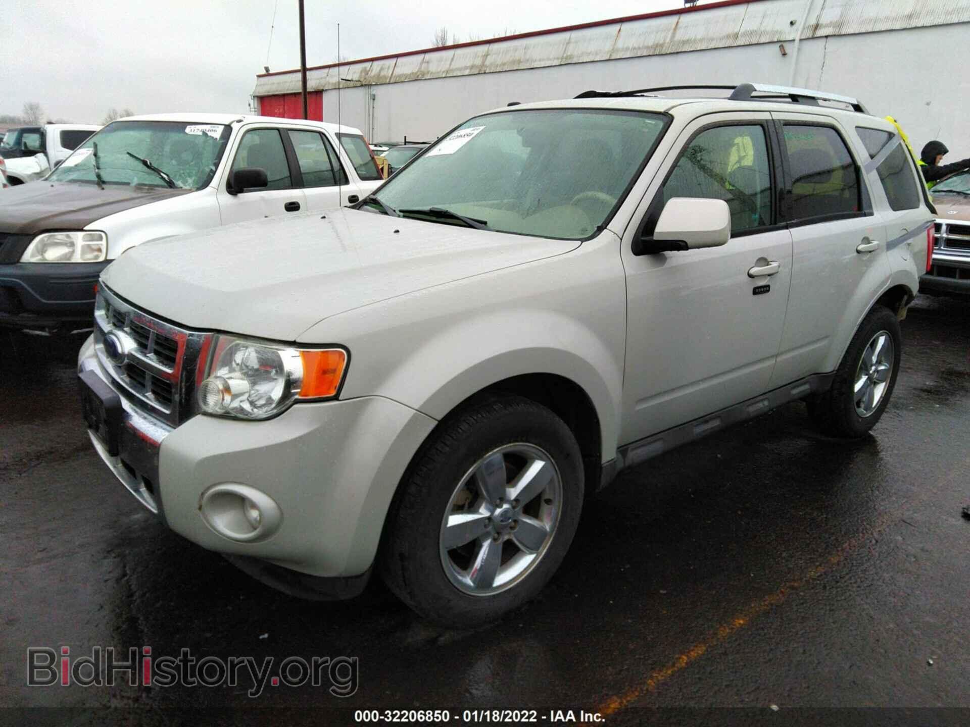 2009 FORD ESCAPE - VIN: 1FMCU04749KA92672 - Фото 2
