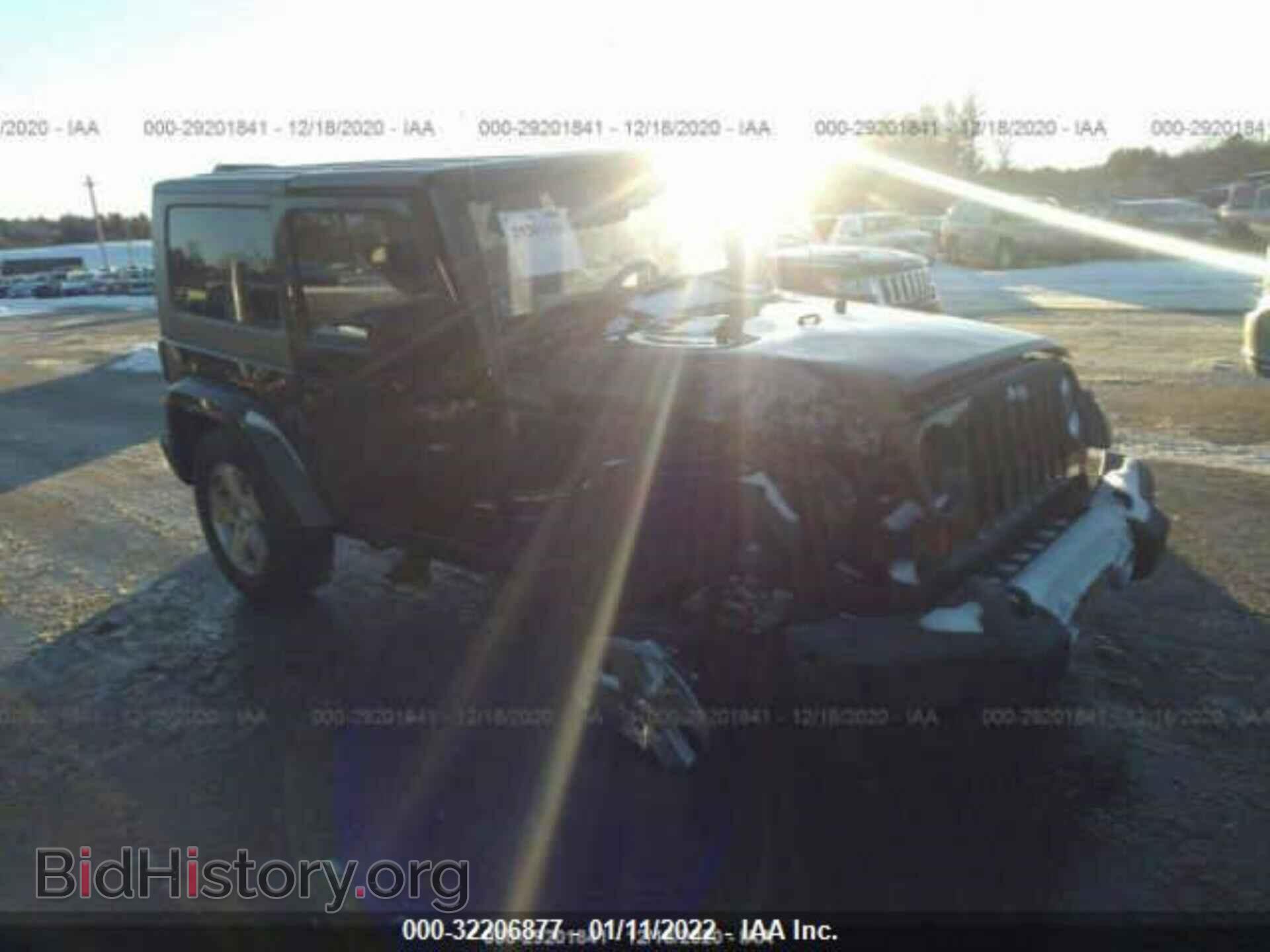 Фотография 1J8FA54168L608096 - JEEP WRANGLER 2008