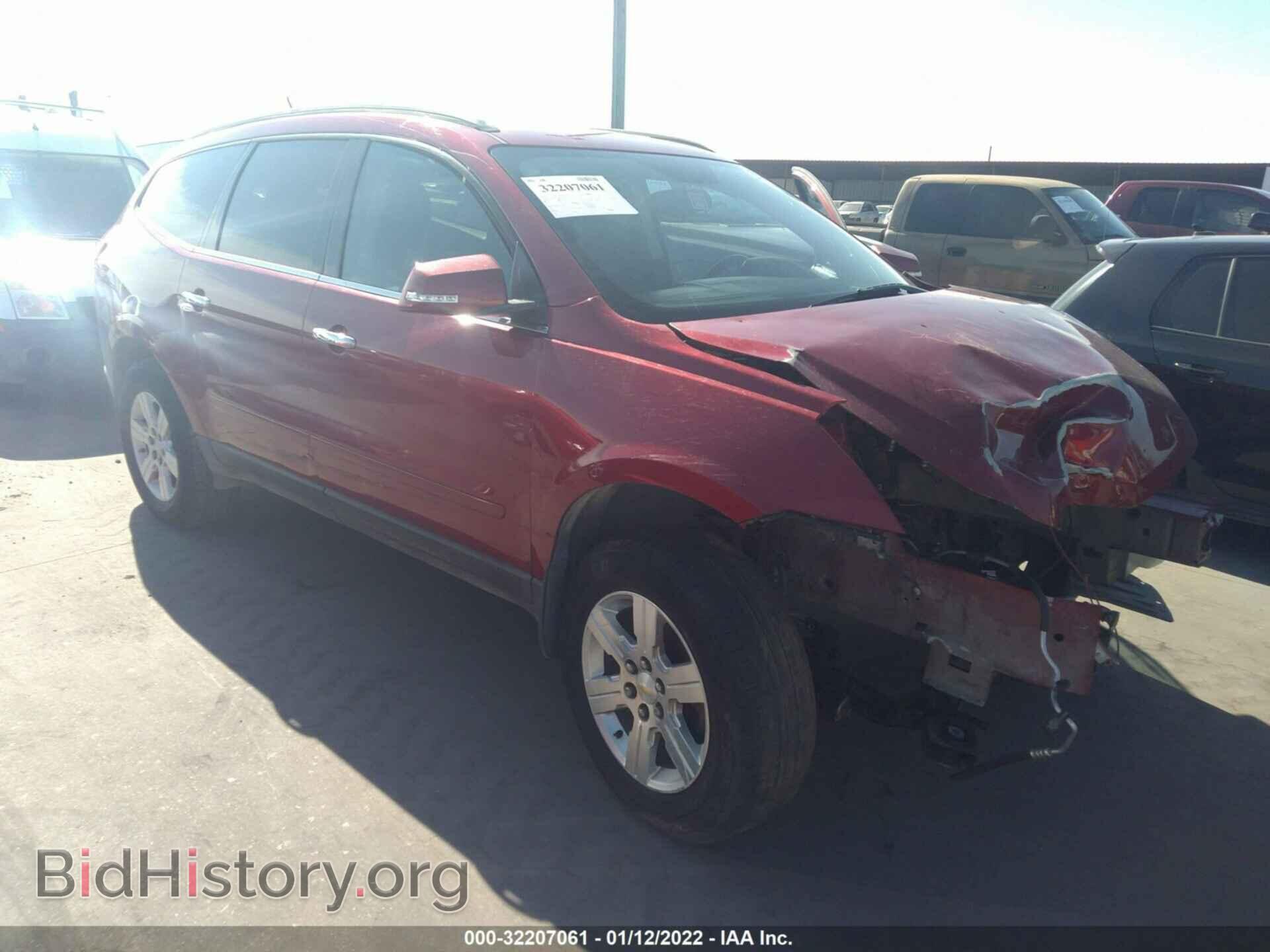 Photo 1GNKRGED9CJ180166 - CHEVROLET TRAVERSE 2012