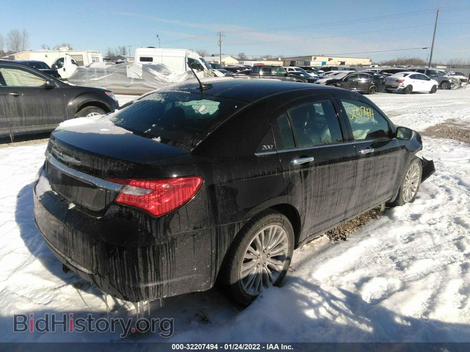 2012 CHRYSLER 200 - VIN: 1C3CCBCG6CN199379 - Фото 4