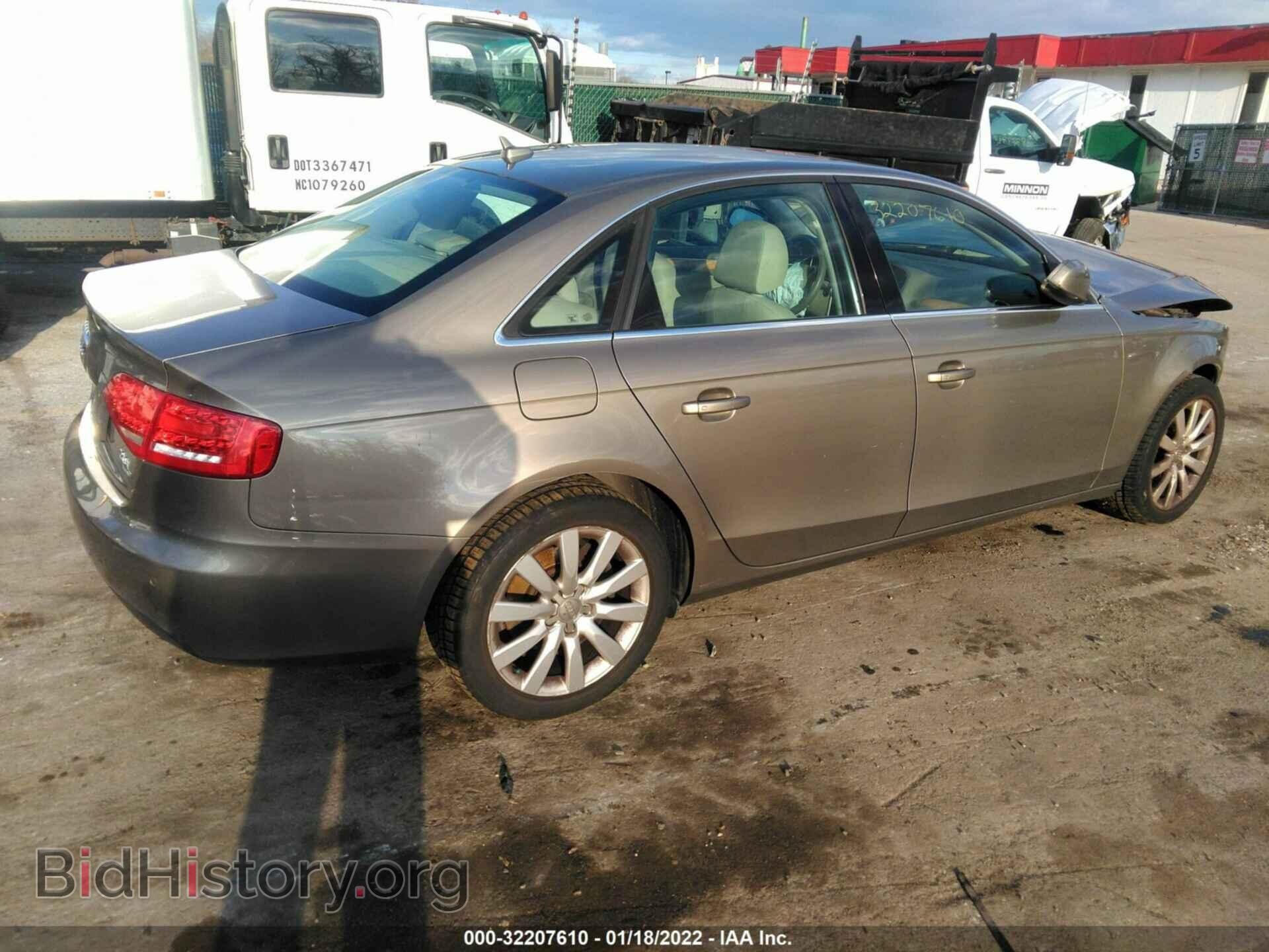 2010 AUDI A4 - VIN: WAUFFAFL1AN028536 - Фото 4