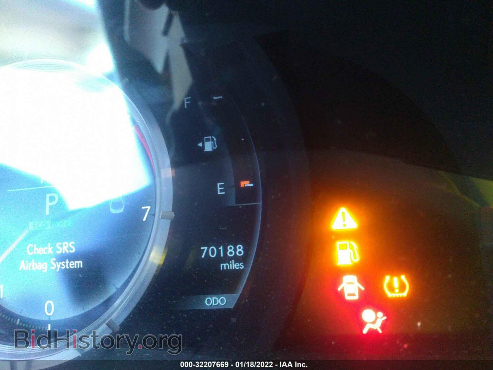 2016 LEXUS IS 200T - VIN: JTHBA1D23G5015983 - Фото 7
