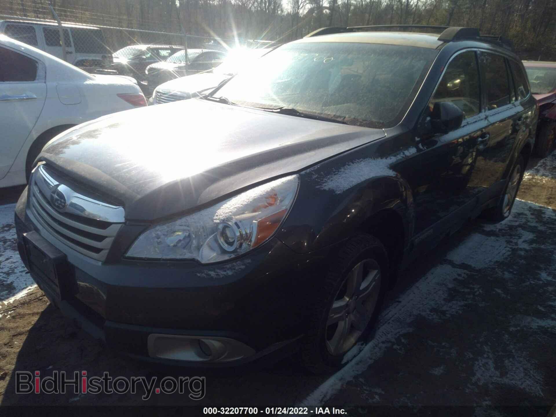 2011 SUBARU OUTBACK - VIN: 4S4BRBCC9B3352328 - Фото 2