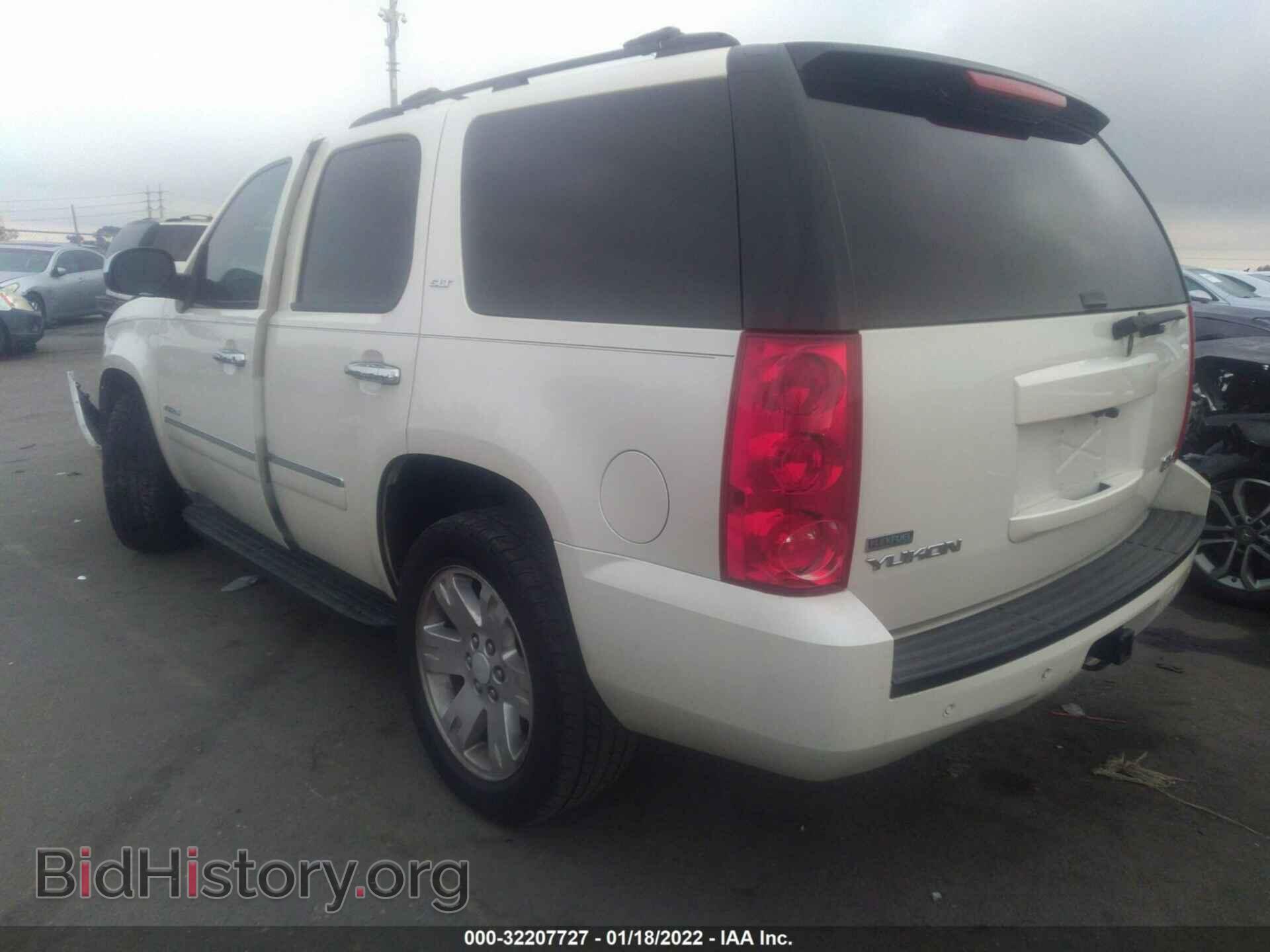 2011 GMC YUKON - VIN: 1GKS1CE0XBR353526 - Фото 3