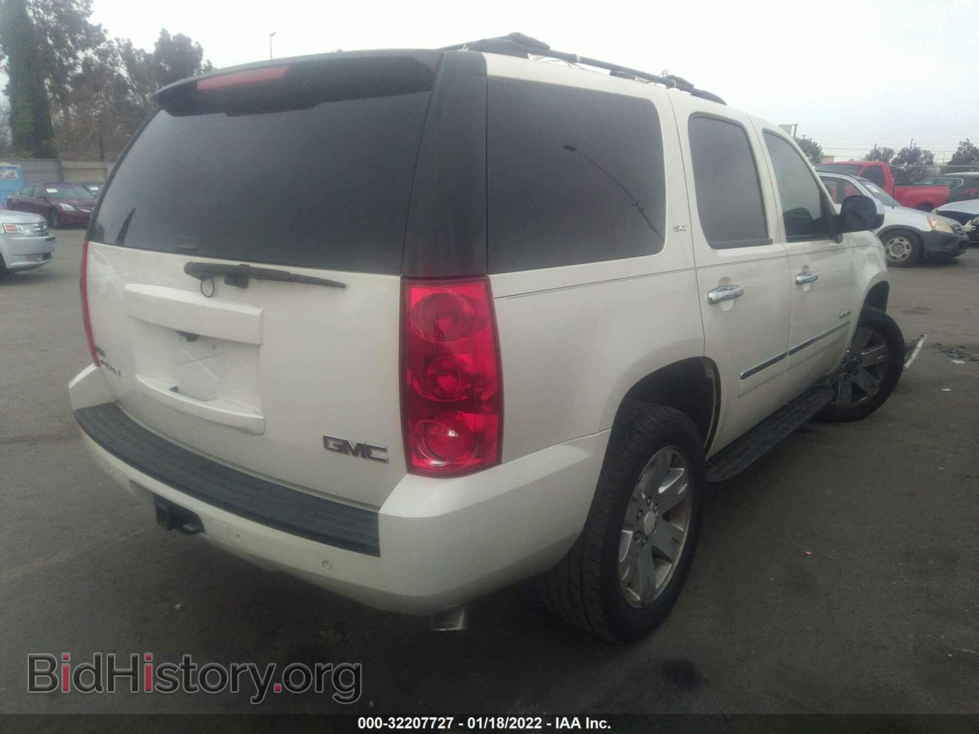 2011 GMC YUKON - VIN: 1GKS1CE0XBR353526 - Фото 4