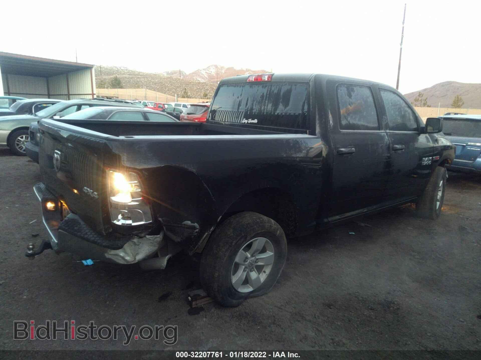 2018 RAM 1500 - VIN: 1C6RR7KM0JS320941 - Фото 4