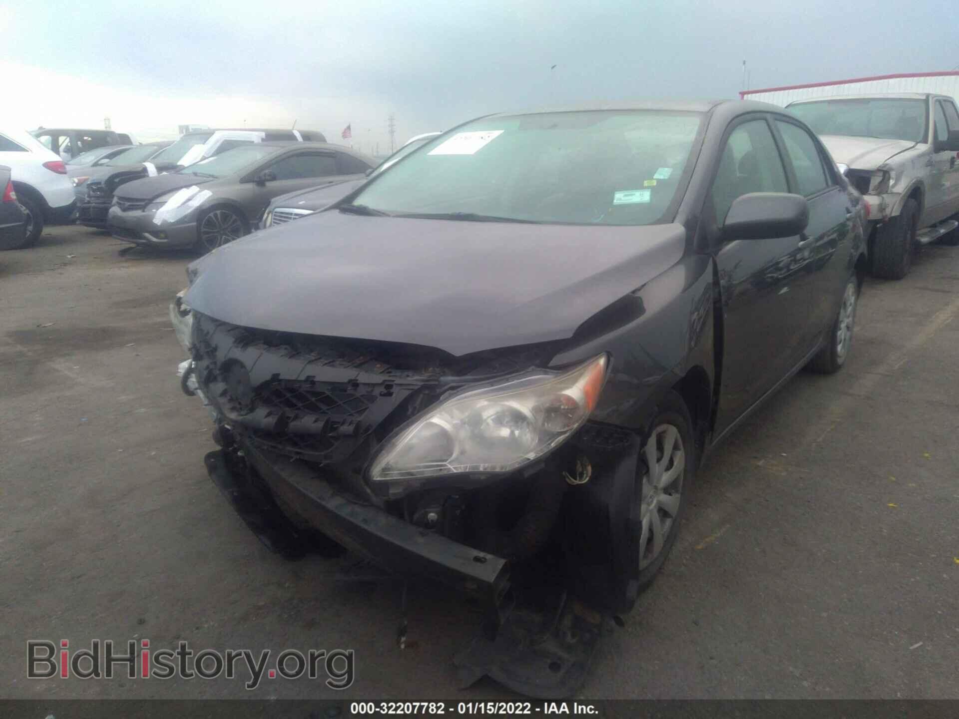2011 TOYOTA COROLLA - VIN: 2T1BU4EEXBC573215 - Фото 2