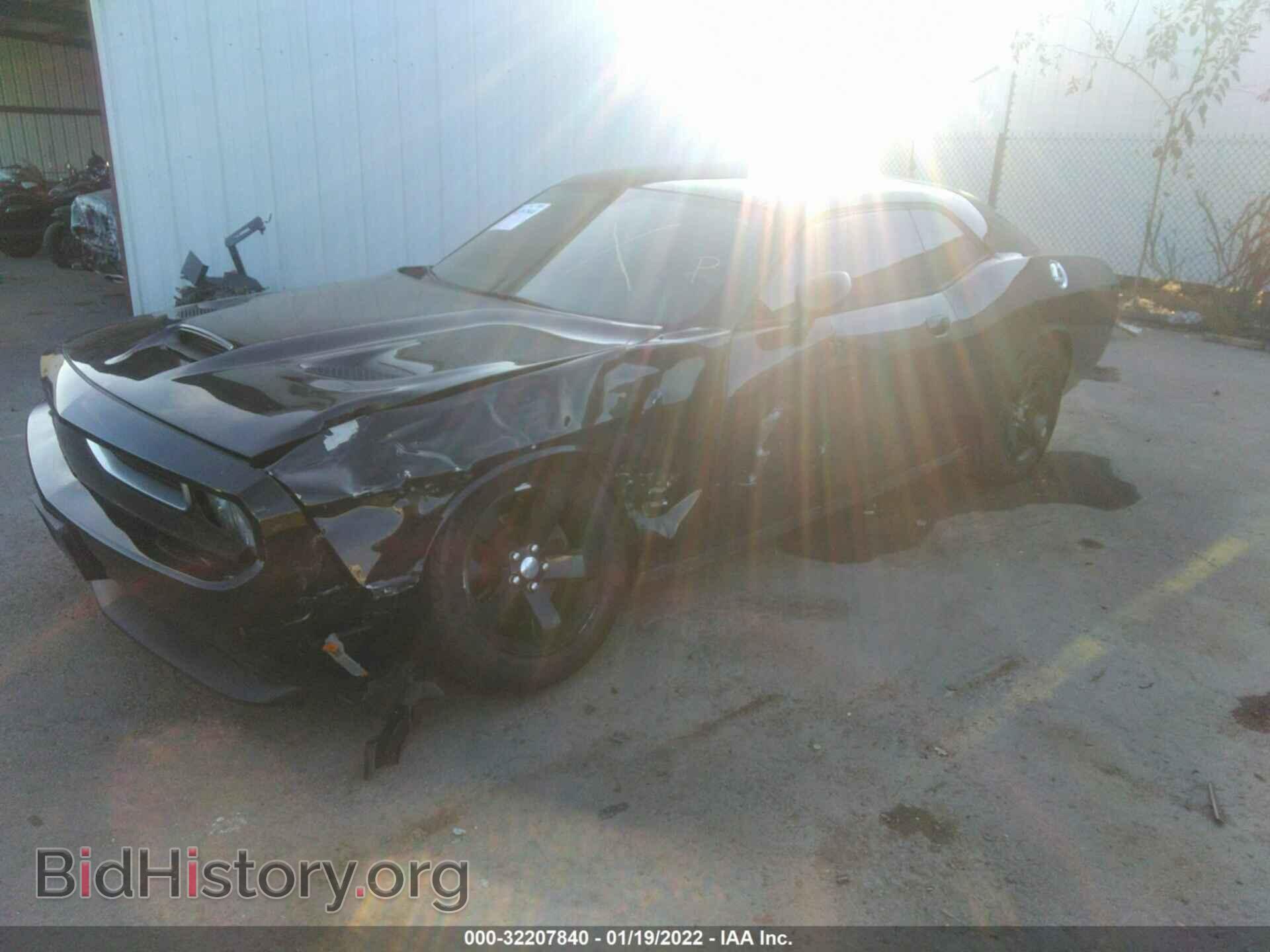 2014 DODGE CHALLENGER - VIN: 2C3CDYAG4EH289807 - Фото 2