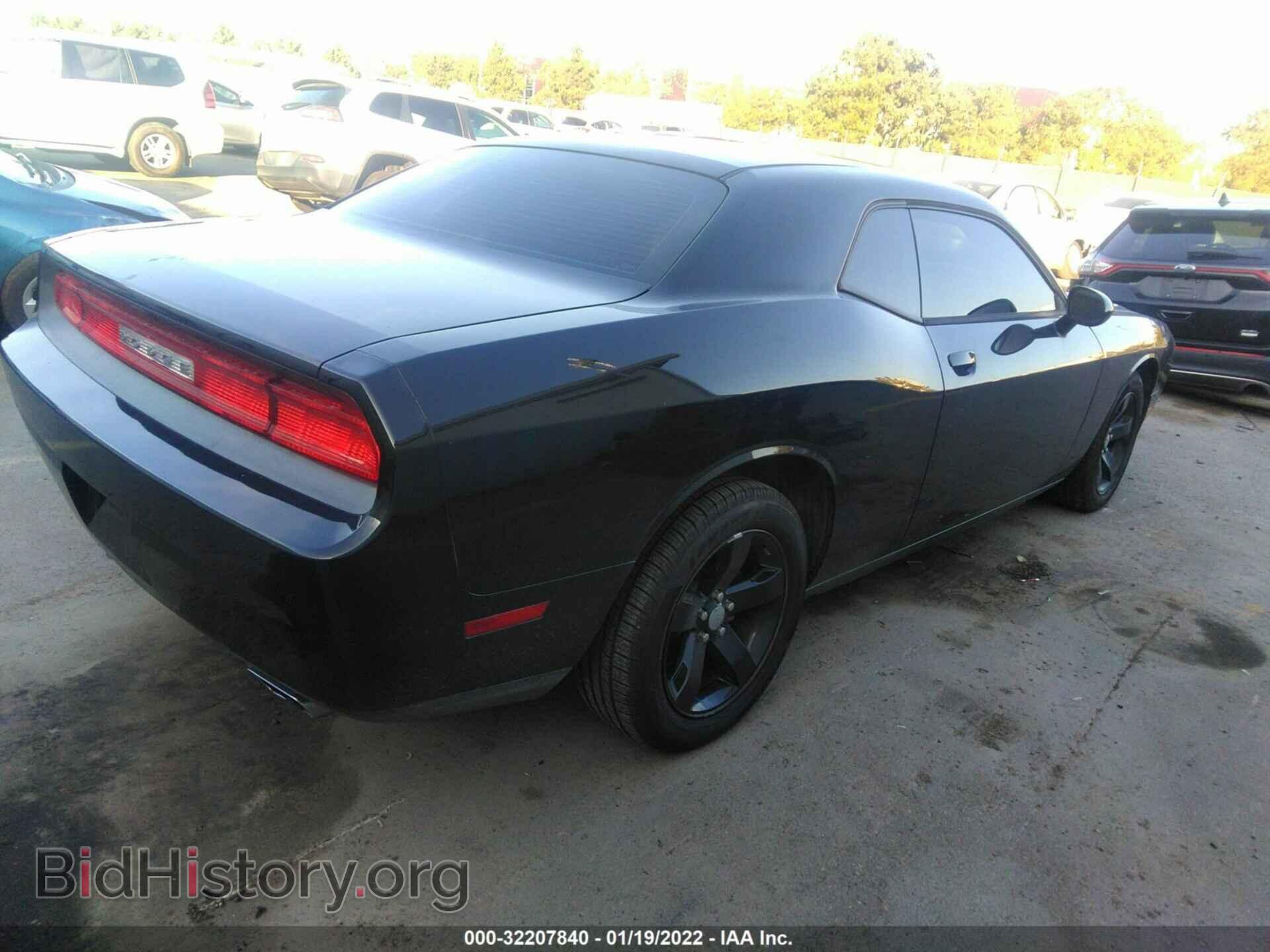 2014 DODGE CHALLENGER - VIN: 2C3CDYAG4EH289807 - Фото 4