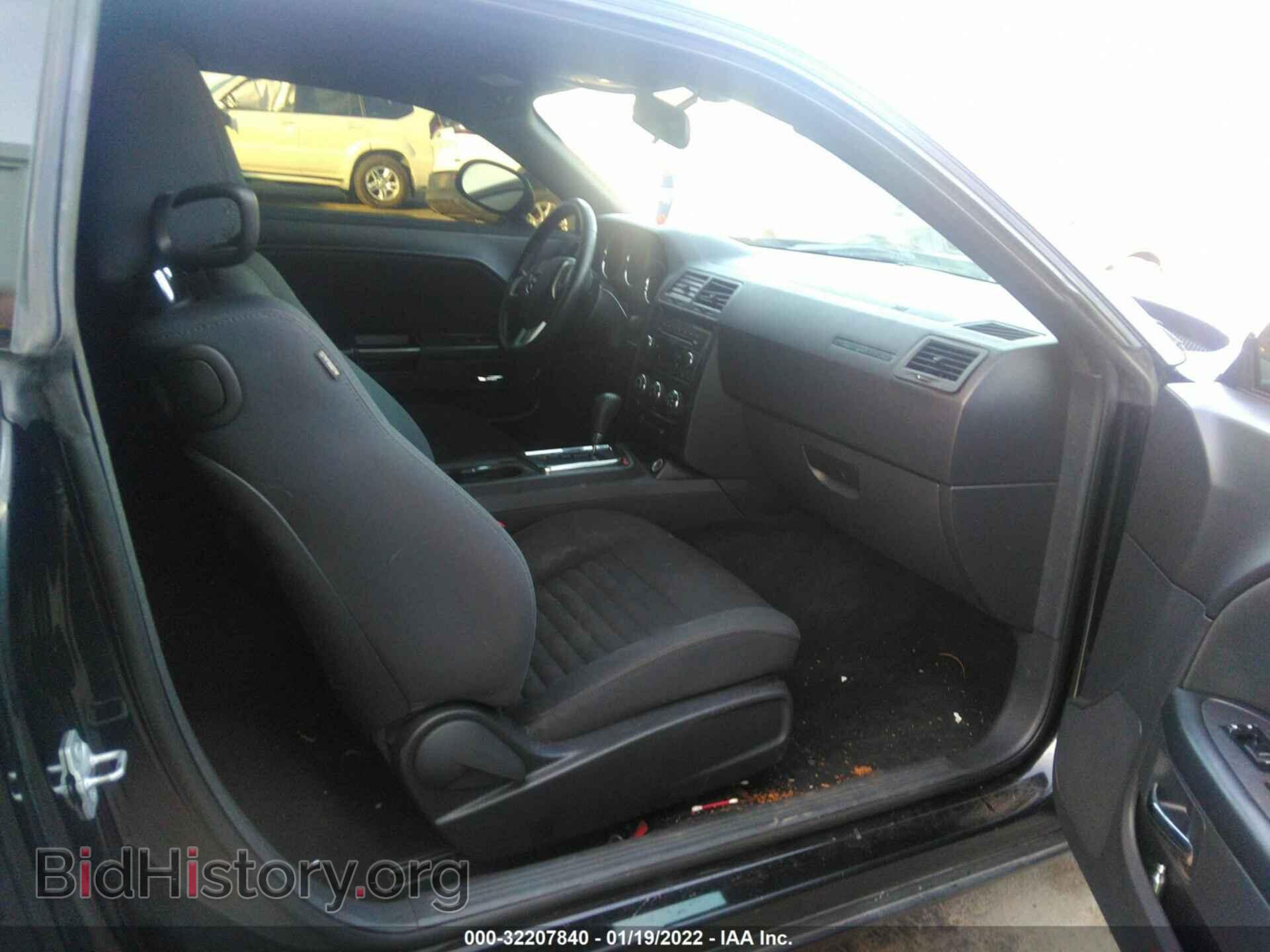 2014 DODGE CHALLENGER - VIN: 2C3CDYAG4EH289807 - Фото 5