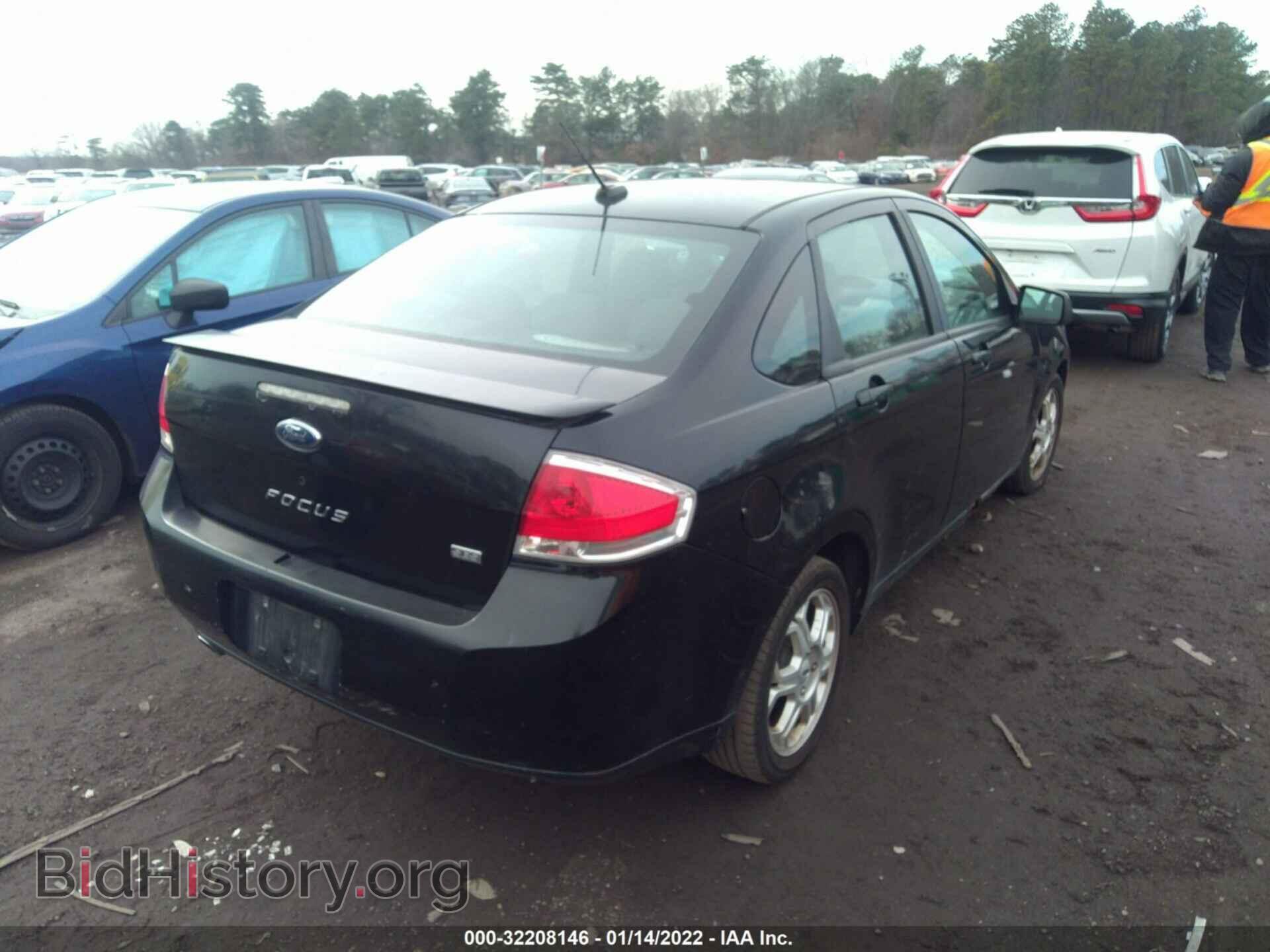 2009 FORD FOCUS - VIN: 1FAHP36N79W236423 - Фото 4