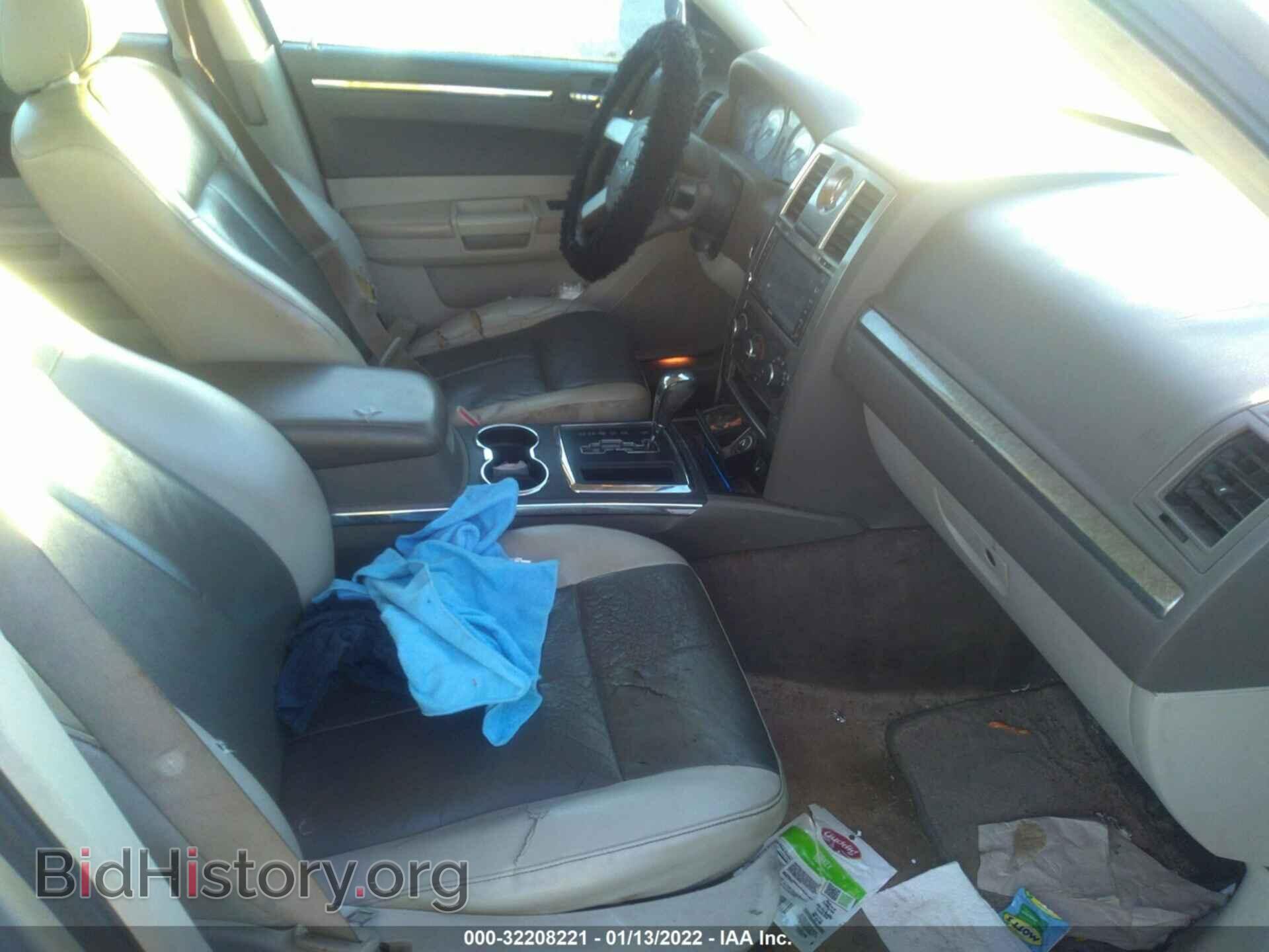 2008 CHRYSLER 300 - VIN: 2C3LA53G78H236205 - Фото 5