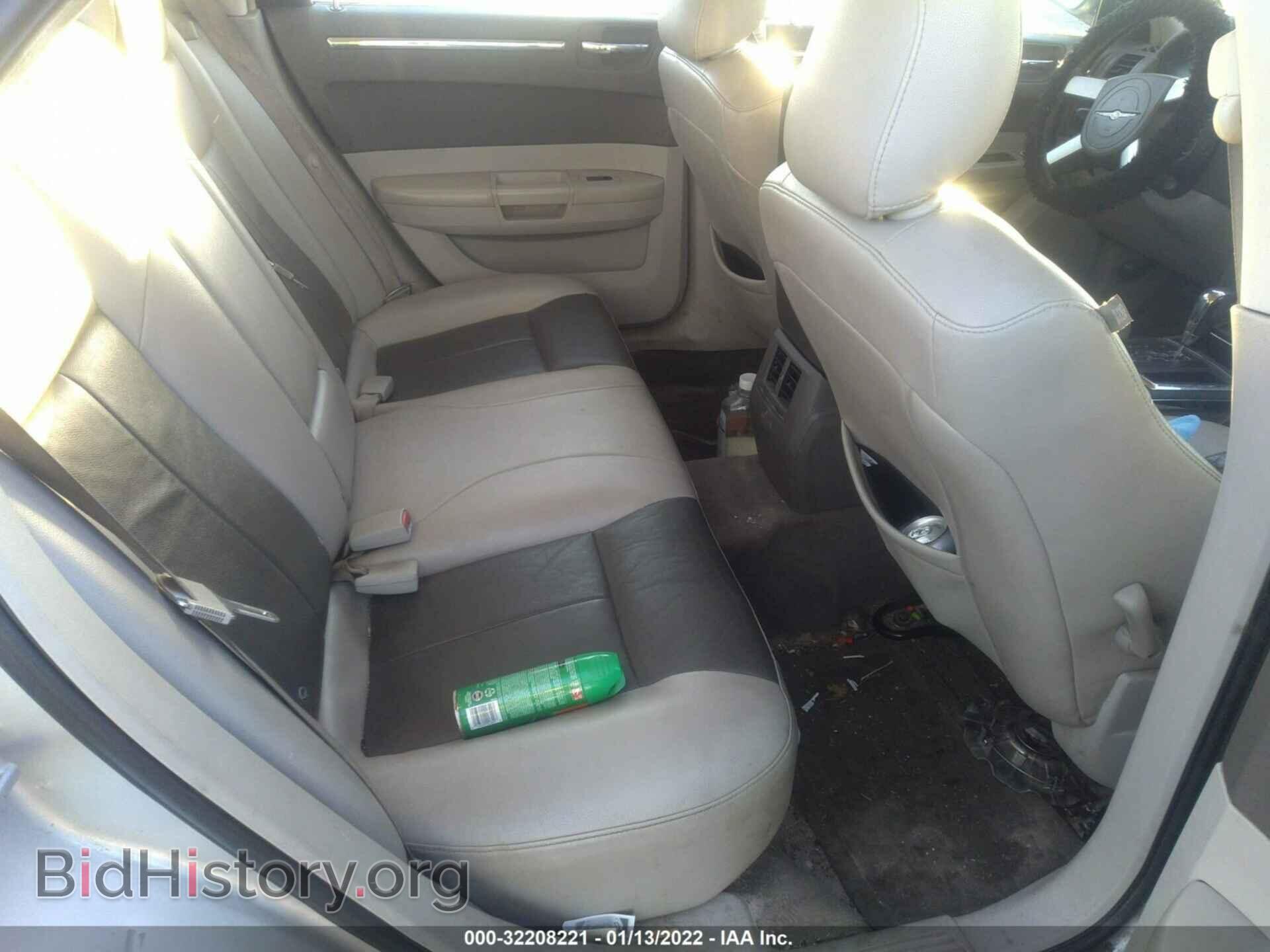 2008 CHRYSLER 300 - VIN: 2C3LA53G78H236205 - Фото 9