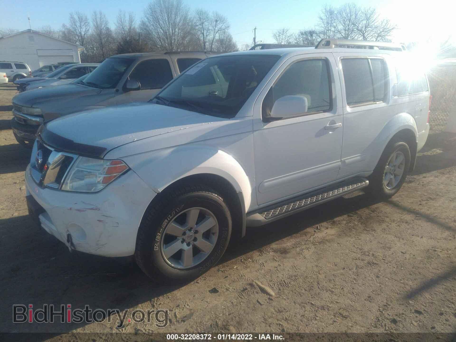 2011 NISSAN PATHFINDER - VIN: 5N1AR1NN2BC600648 - Фото 2