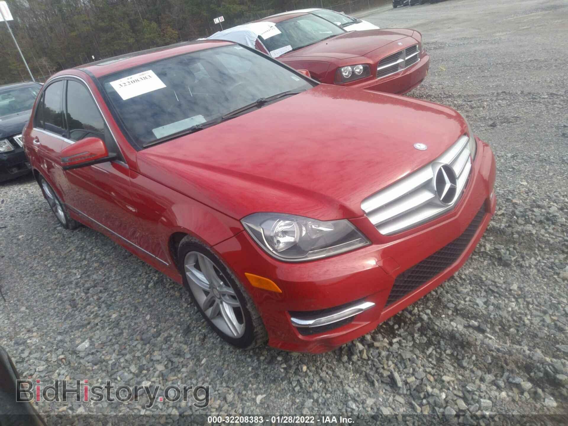 Фотография WDDGF4HB8DR256078 - MERCEDES-BENZ C-CLASS 2013