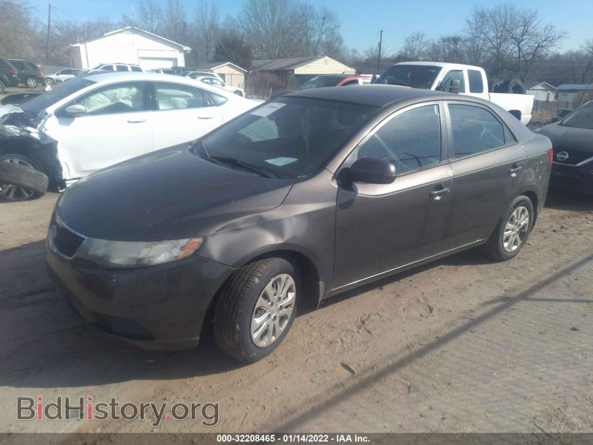 2011 KIA FORTE - VIN: KNAFU4A20B5460266 - Фото 2