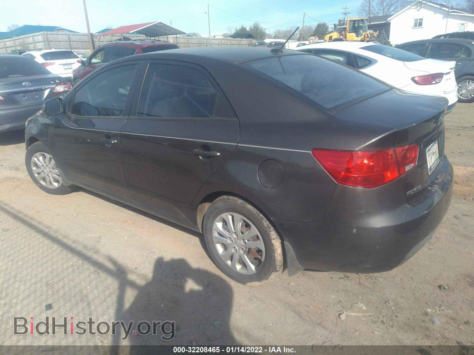 2011 KIA FORTE - VIN: KNAFU4A20B5460266 - Фото 3