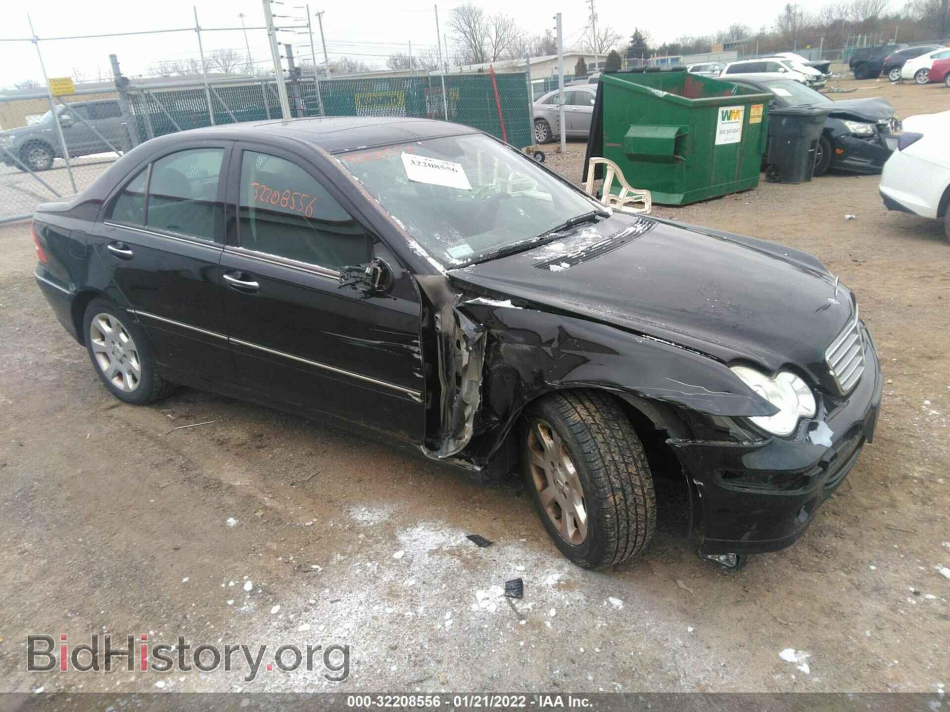 Фотография WDBRF92H46F756819 - MERCEDES-BENZ C-CLASS 2006
